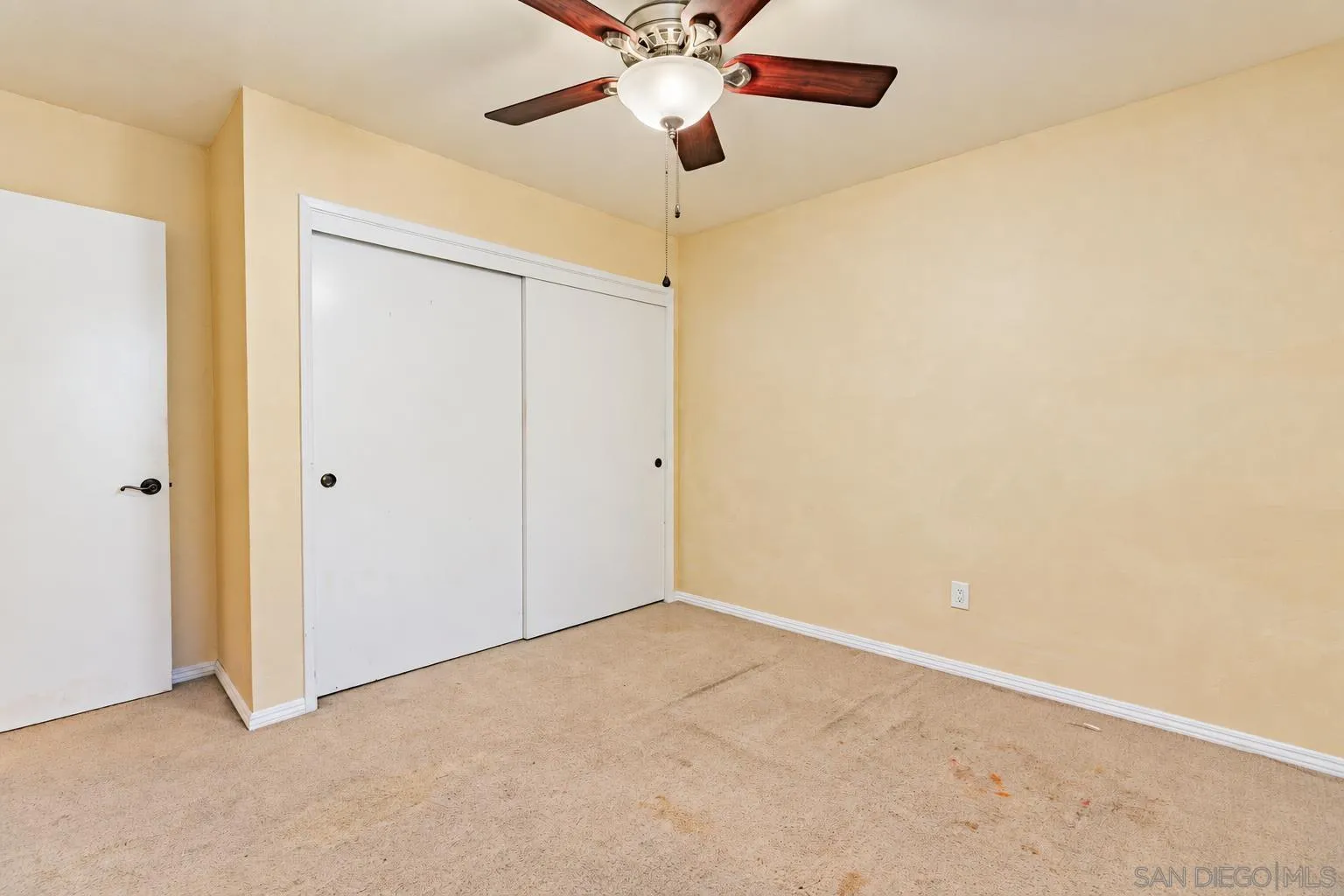 https://cdn.realtyfeed.com/cdn/127/260024375/628394df44a01f5f2a826a1a9c55732a.webp