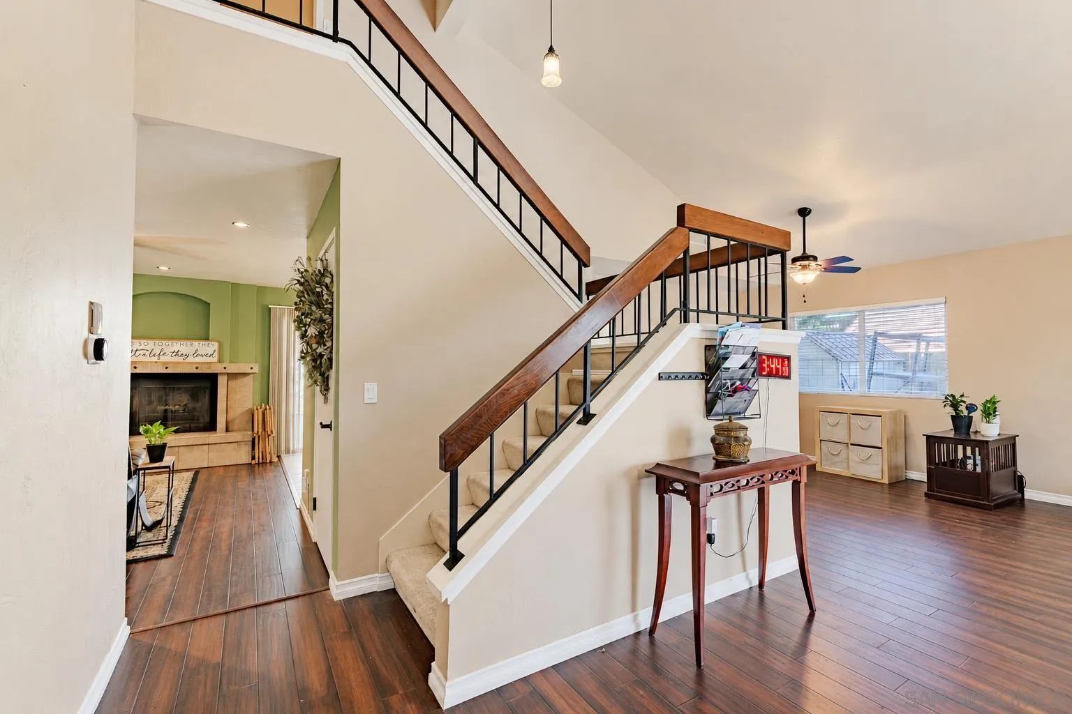 https://cdn.realtyfeed.com/cdn/127/260024375/7c8caa5e913b293c118837330b4cf6c1.webp