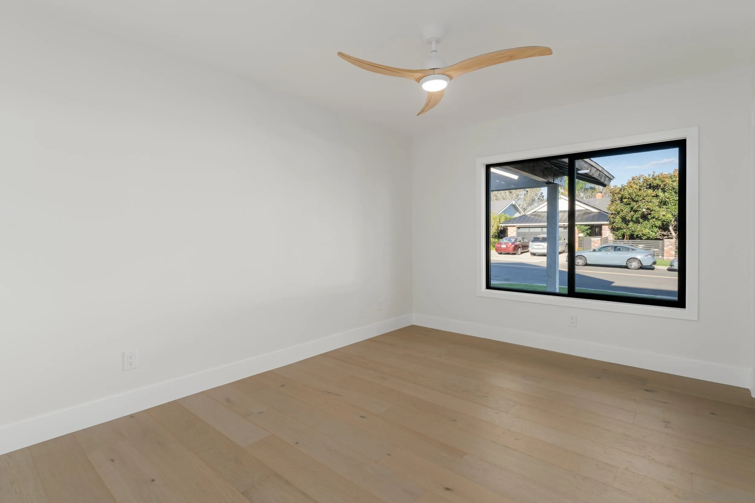 https://cdn.realtyfeed.com/cdn/127/260024376/1fc28025eb543d8856c362cb568fee21.webp