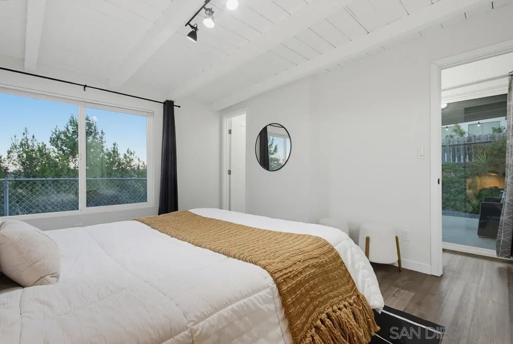 https://cdn.realtyfeed.com/cdn/127/260024378/50227566a8b89fd748357246b78b3589.webp