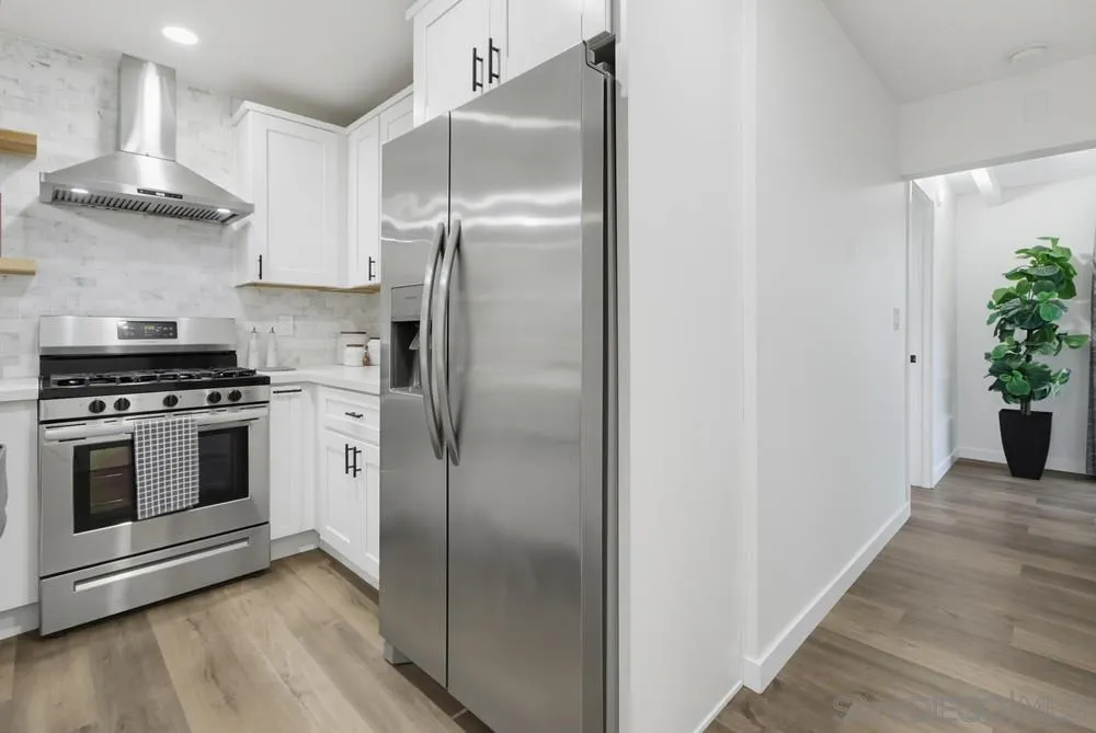 https://cdn.realtyfeed.com/cdn/127/260024378/6e4eca5dcb483f5603e13c01c6a5710b.webp
