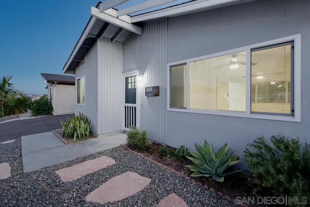 https://cdn.realtyfeed.com/cdn/127/260024378/94e2675b4e8c768ad69428eefc64d6b5.webp