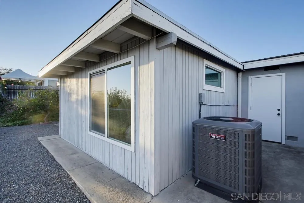 https://cdn.realtyfeed.com/cdn/127/260024378/b18c5a2be3bced31a3a384e97ea59bbe.webp