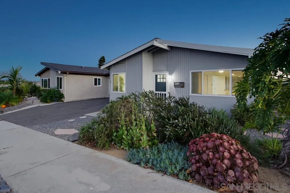 https://cdn.realtyfeed.com/cdn/127/260024378/ced13fc003ec57506ad22e9526aa6ee5.webp