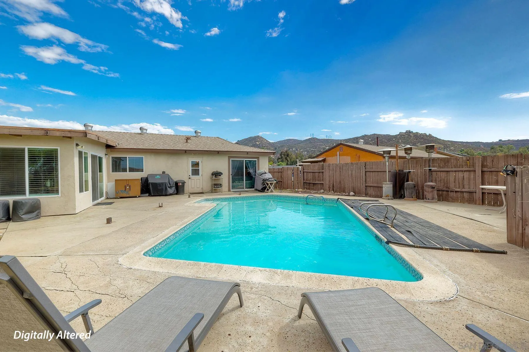 https://cdn.realtyfeed.com/cdn/127/260024381/d6cf91e5a7e9bd27a759baa085eadad4.webp