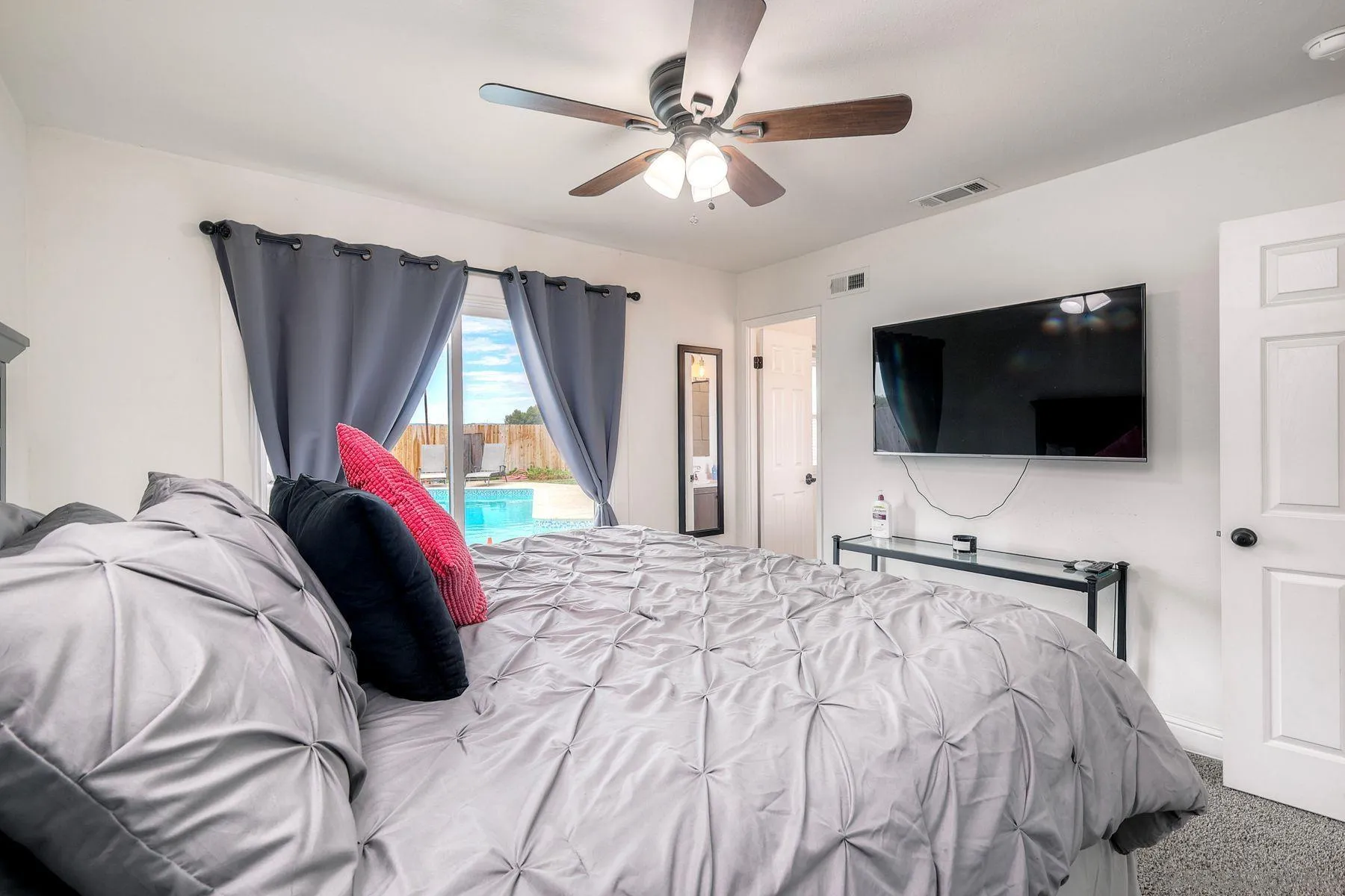 https://cdn.realtyfeed.com/cdn/127/260024381/e466aa040d198b0c5dfde673c07c5da3.webp