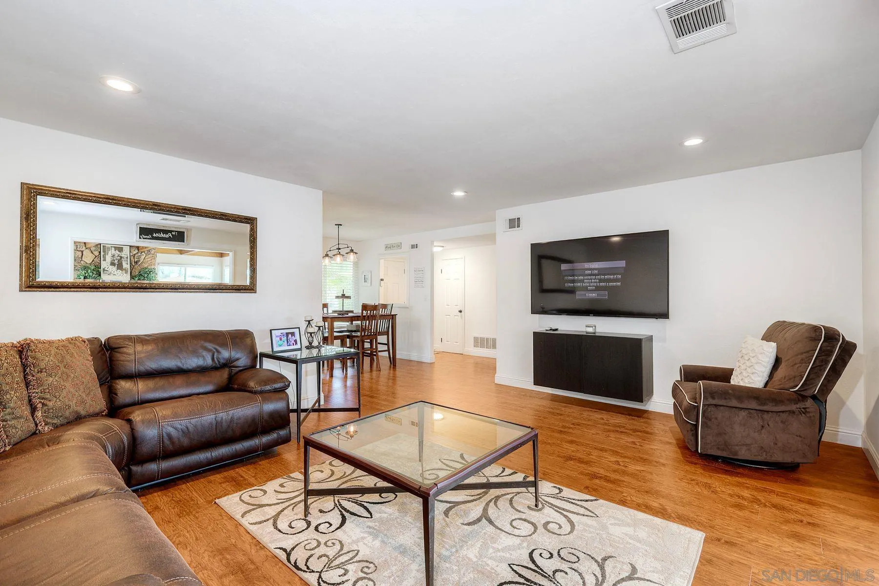 https://cdn.realtyfeed.com/cdn/127/260024381/f188a7345094ad3b45952de0719f3691.webp