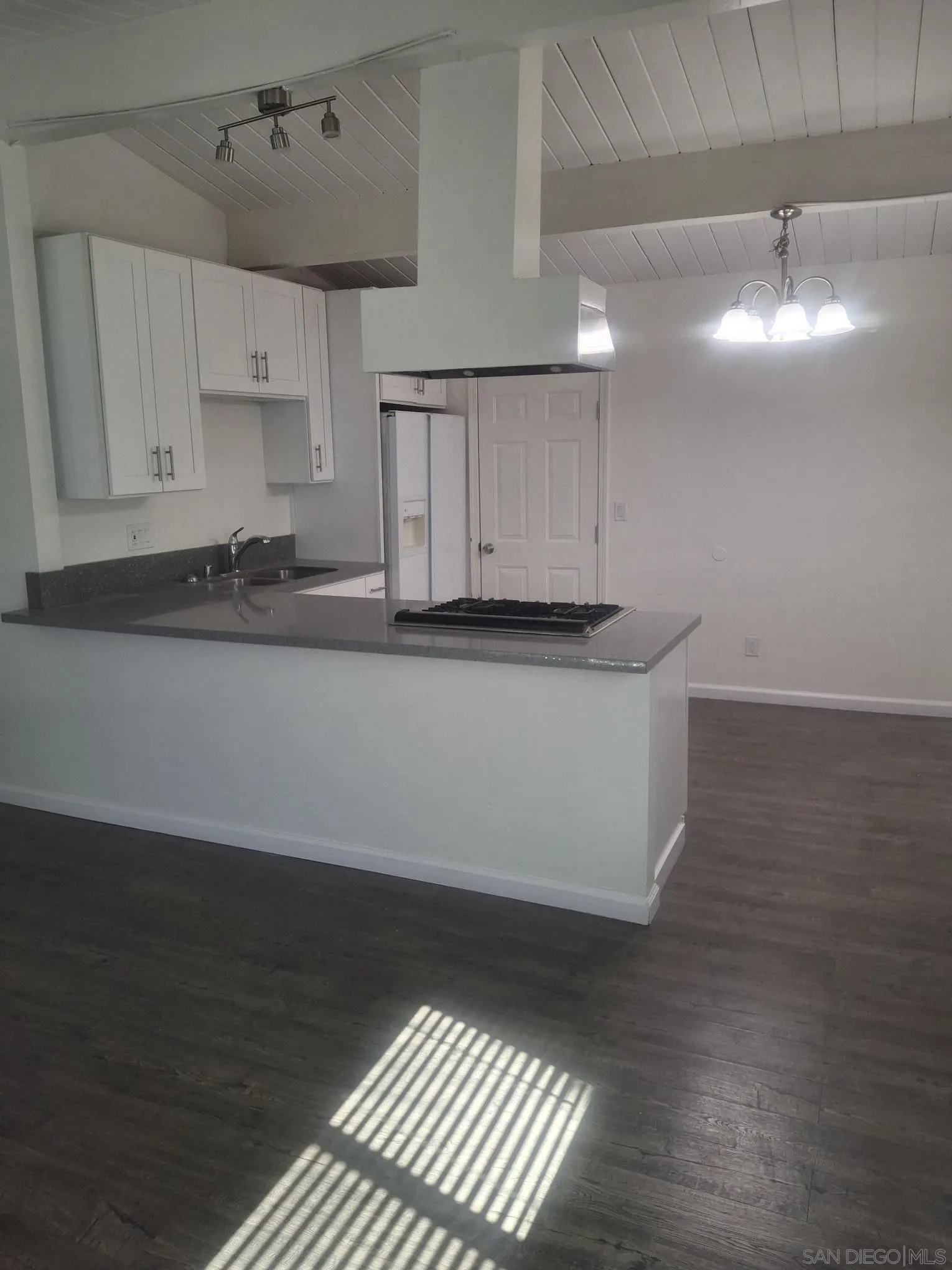 753 E. Indian Rock, Vista, CA 92084, photo 11