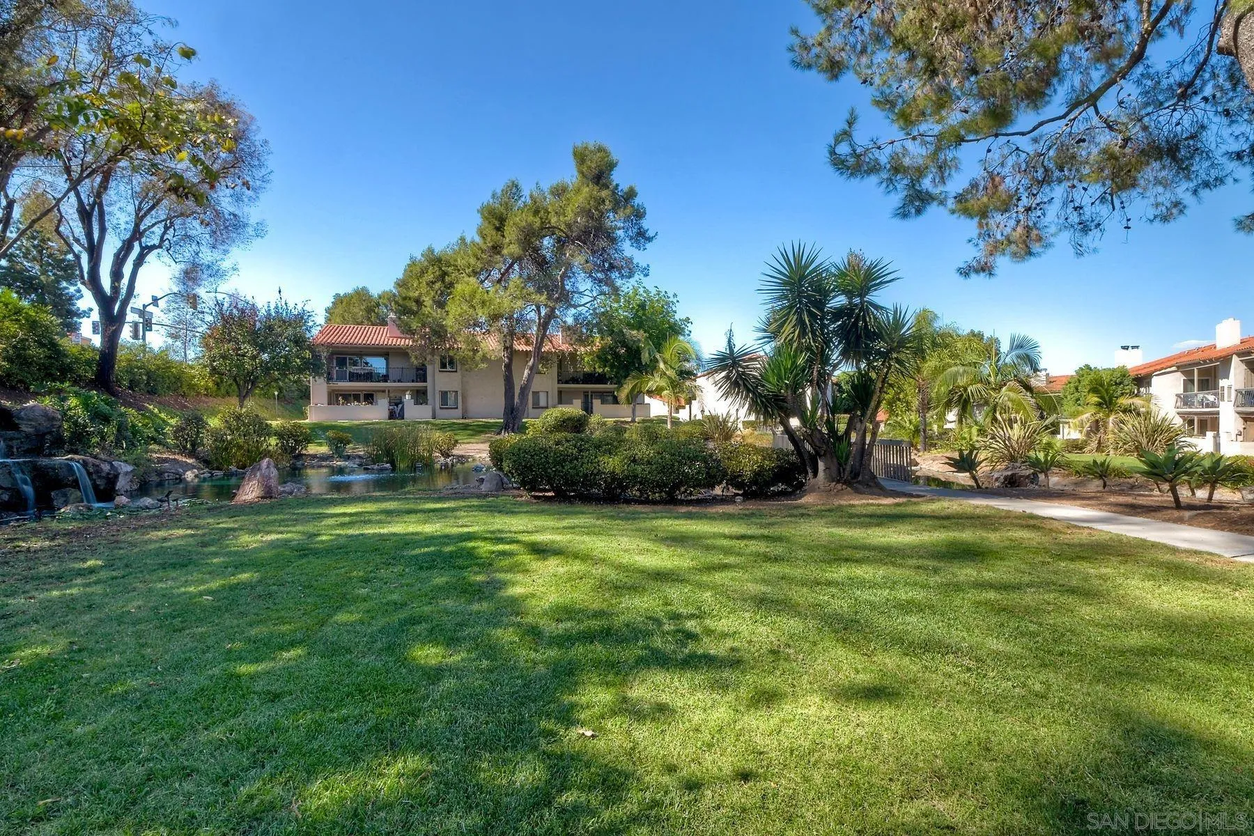 https://cdn.realtyfeed.com/cdn/127/260024390/494eb533abd5e3571b8cdb864760777f.webp