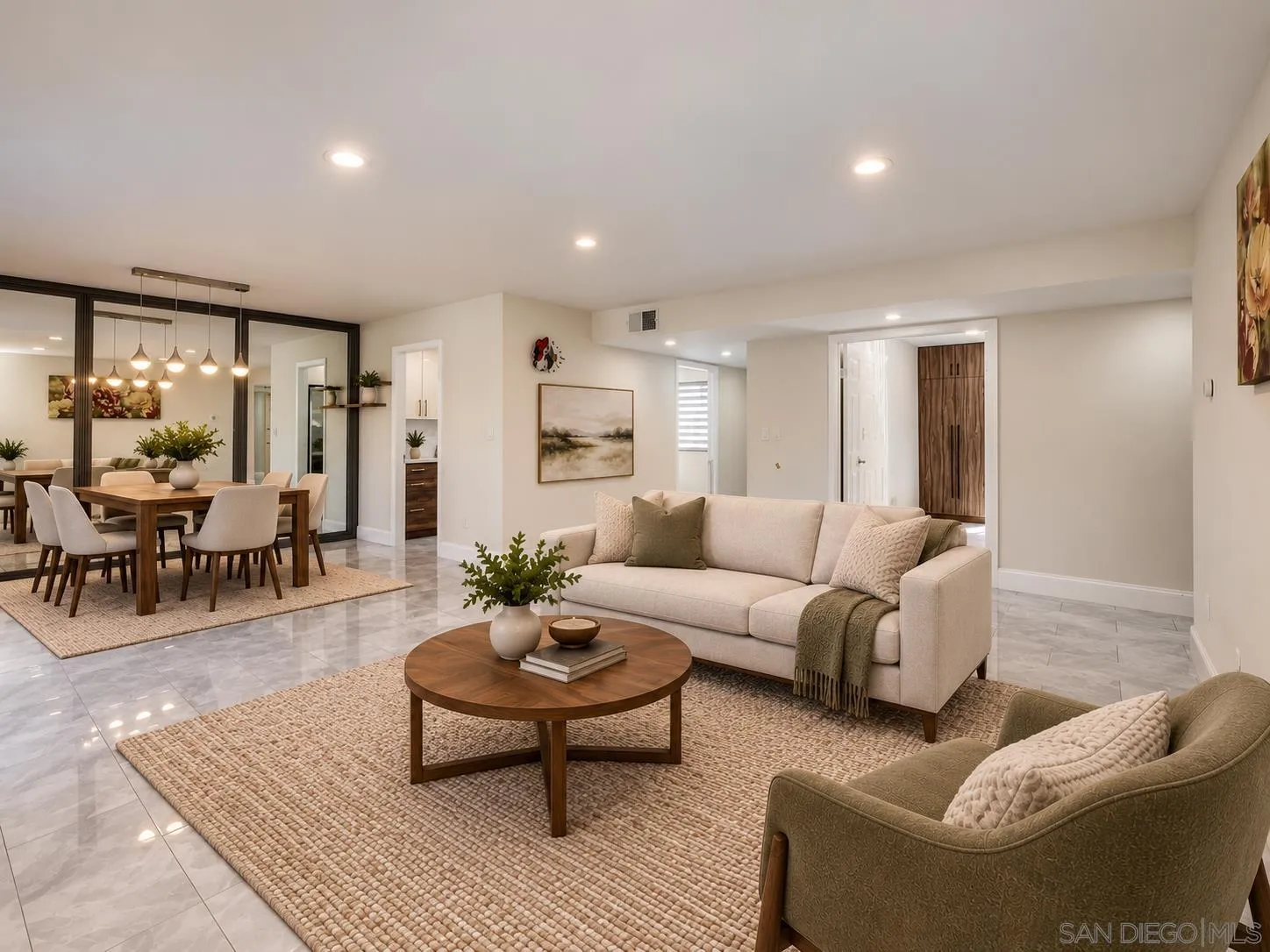 https://cdn.realtyfeed.com/cdn/127/260024390/67af0d83e3da16c67c034c2961c9ace4.webp