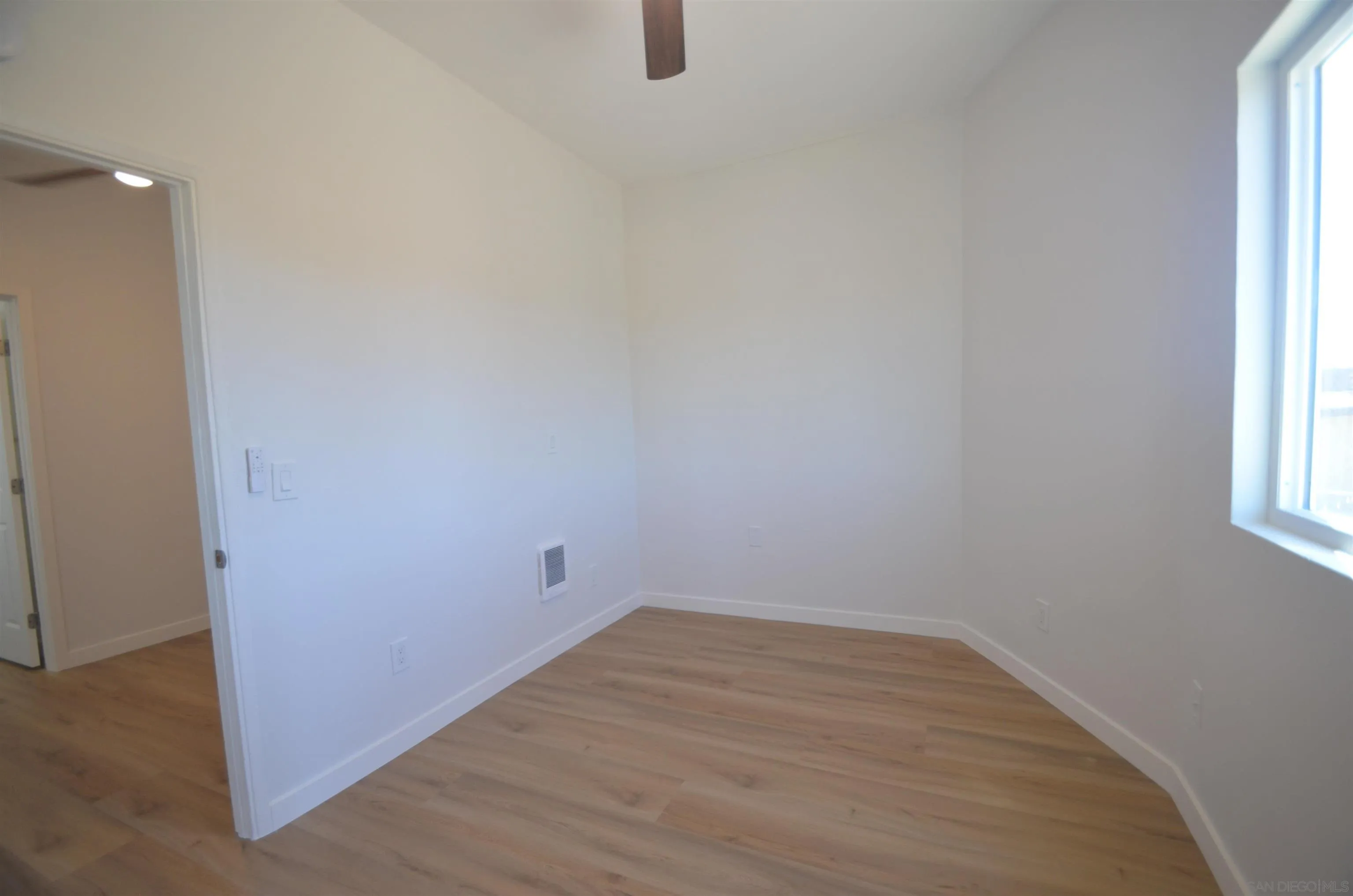 625 Palm, San Diego, CA 91950, photo 9