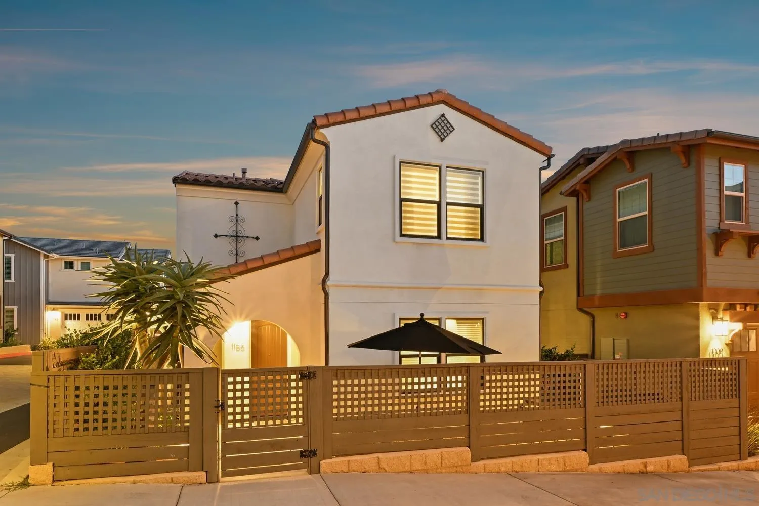 https://cdn.realtyfeed.com/cdn/127/260024394/38ed630bd3a245330c24b7db786085b5.webp