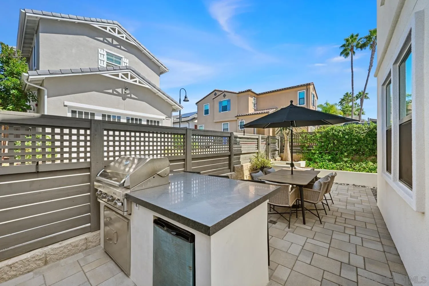 https://cdn.realtyfeed.com/cdn/127/260024394/4546f2e445799c9d33041c81b10975ee.webp