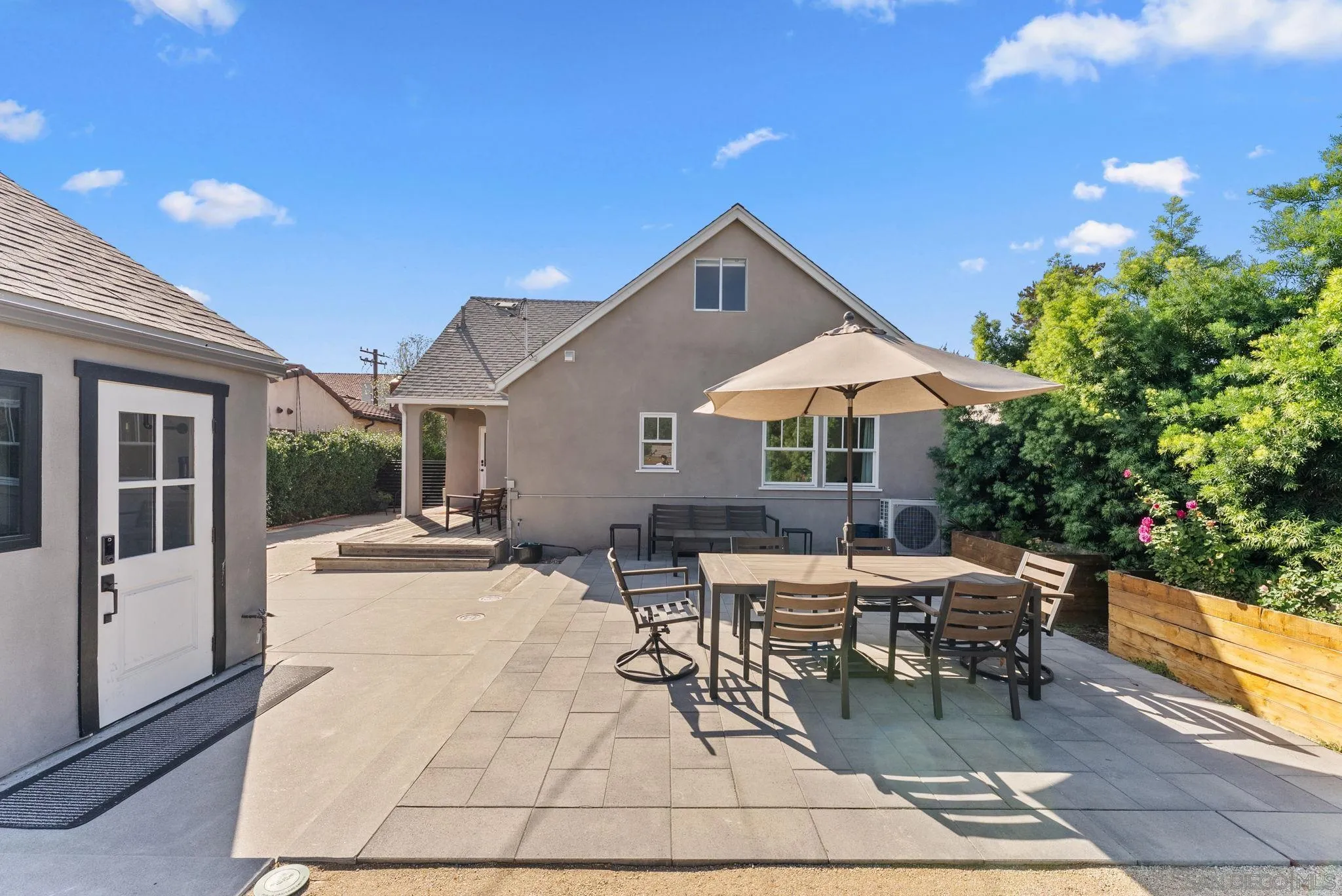 https://cdn.realtyfeed.com/cdn/127/260024396/0ad10d416be37f0109113a95d9bfc0a1.webp