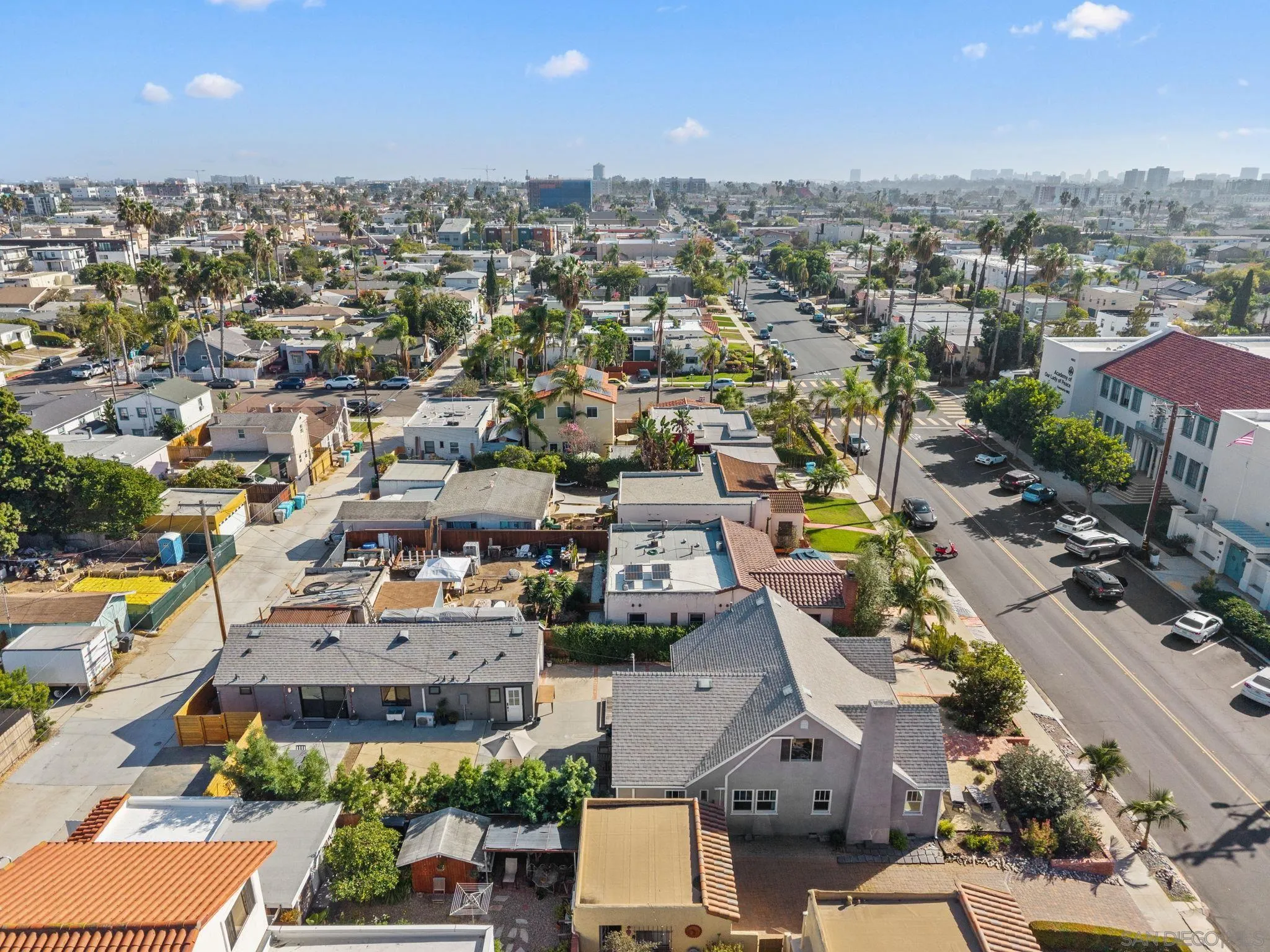 https://cdn.realtyfeed.com/cdn/127/260024396/0e1a86ca4dd4b981a16162d034ab8f7d.webp