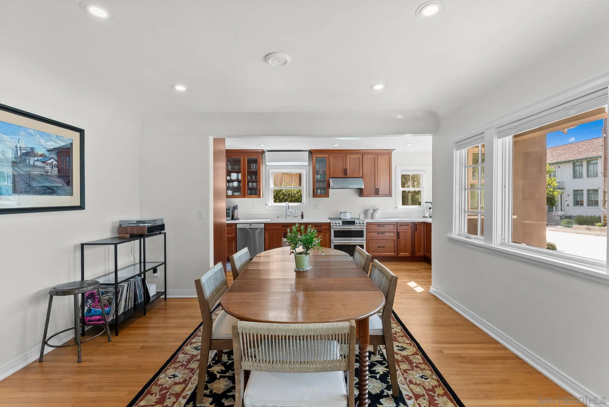 https://cdn.realtyfeed.com/cdn/127/260024396/22ae3ead7255707cf6d74e1fa1e71ff0.webp