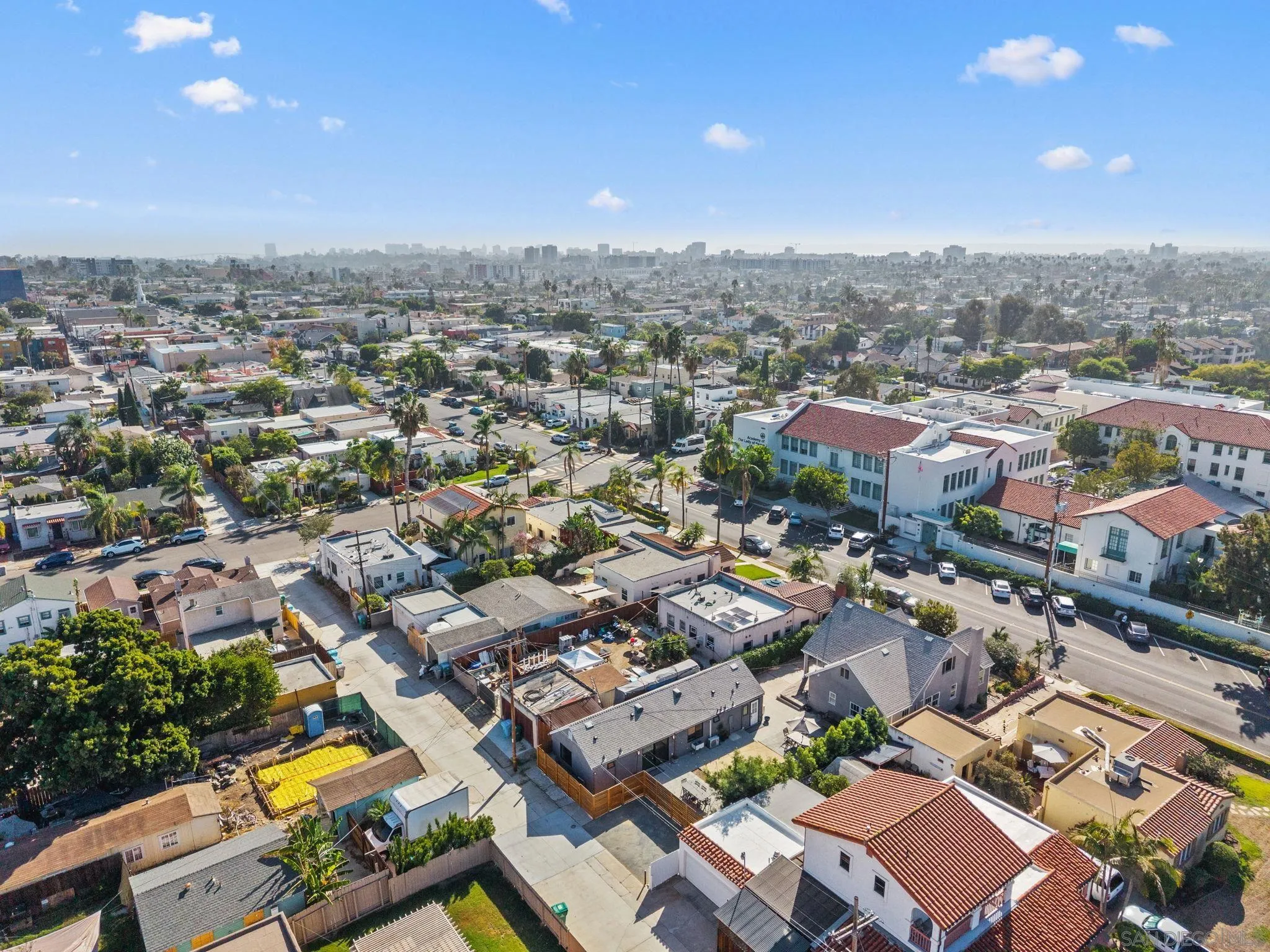 https://cdn.realtyfeed.com/cdn/127/260024396/8ca3f31296219c75a6d3d8a34c738cb2.webp