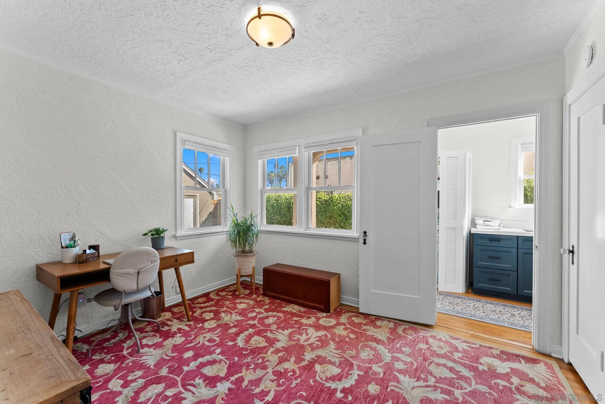 https://cdn.realtyfeed.com/cdn/127/260024396/925f1ffb0721fd6c7e9c2d48a8355508.webp