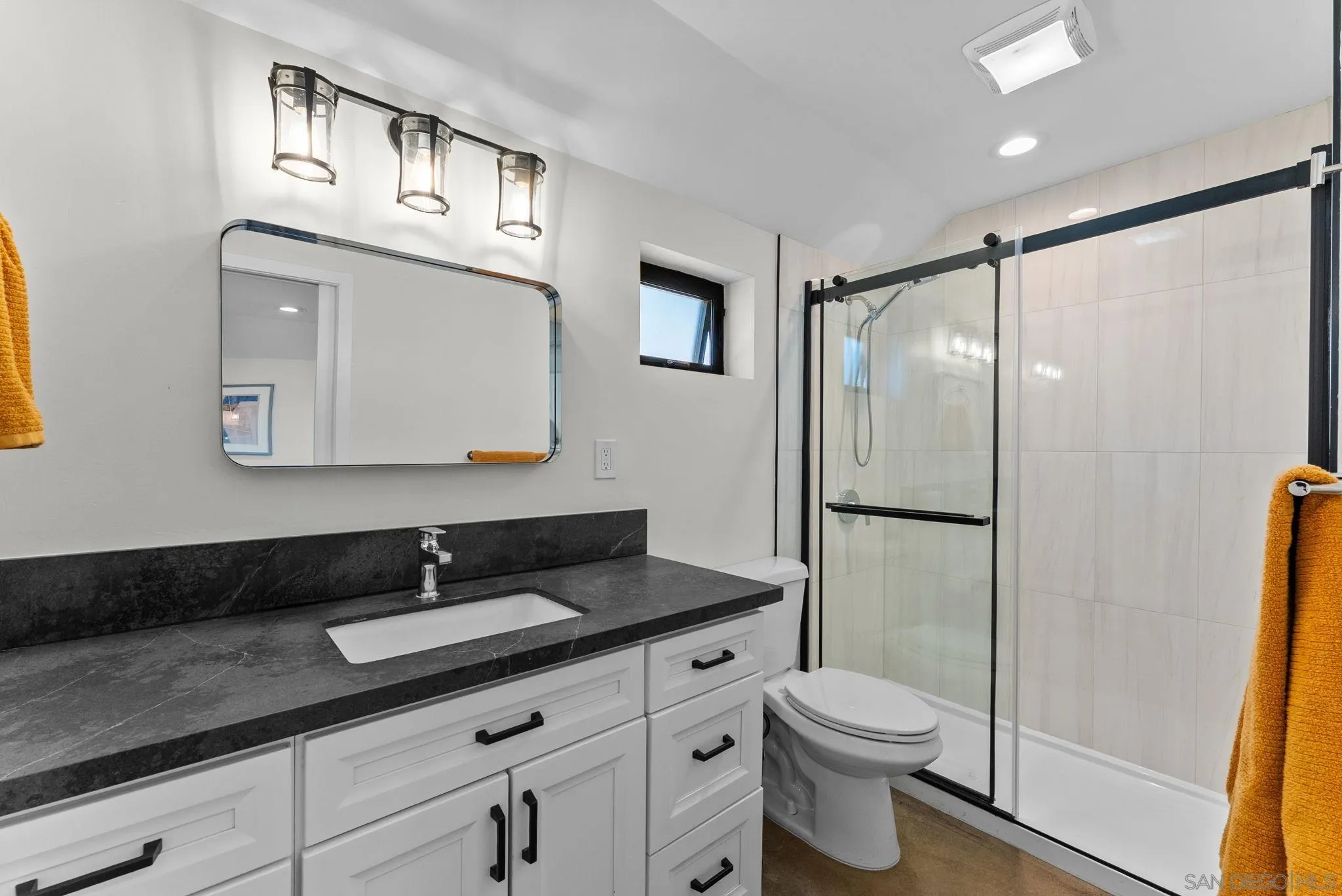 https://cdn.realtyfeed.com/cdn/127/260024396/f04dd95b6cf9118af51ebe327ef56f34.webp