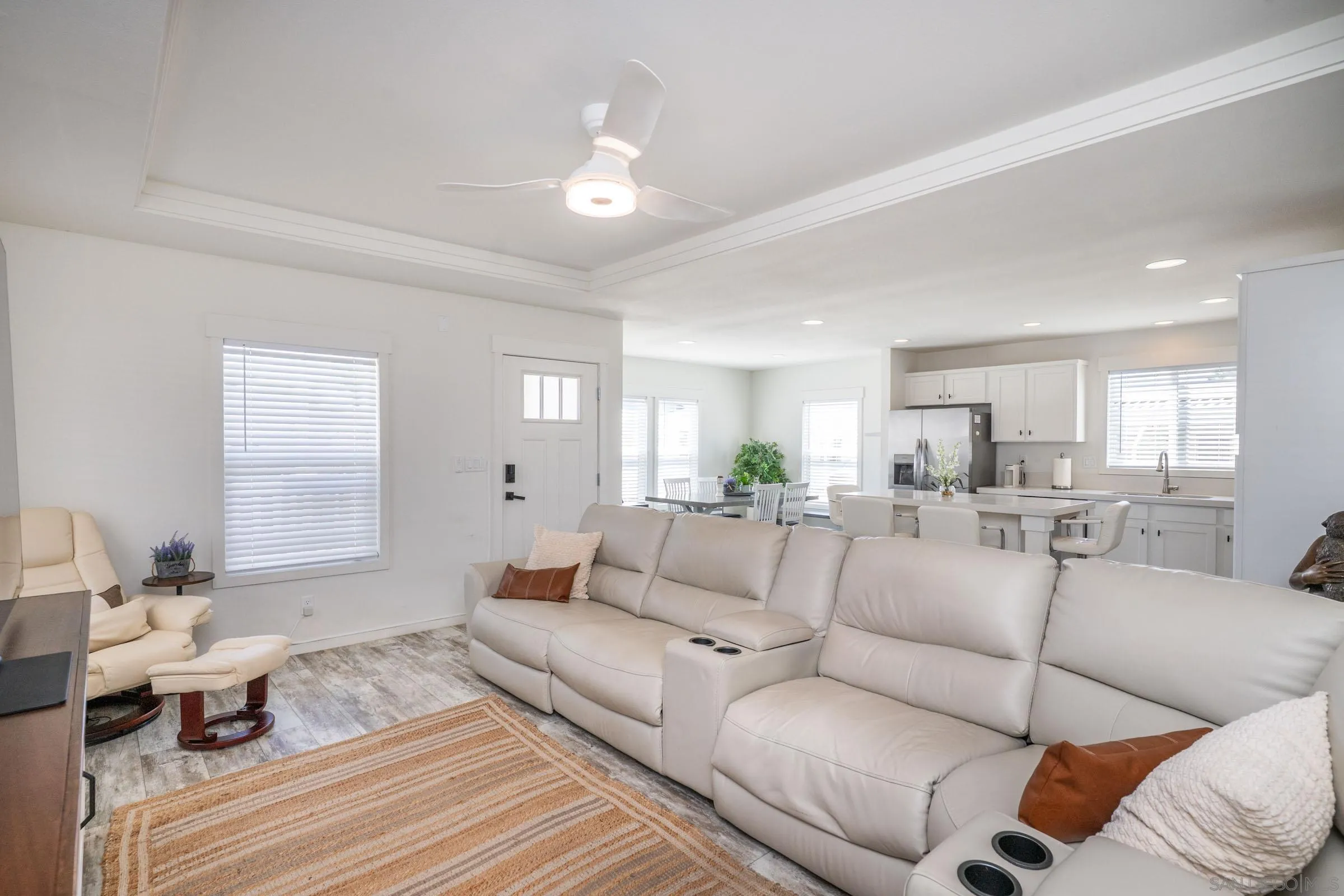https://cdn.realtyfeed.com/cdn/127/260024404/3026e21cc5d64d6c757017d608f9444e.webp