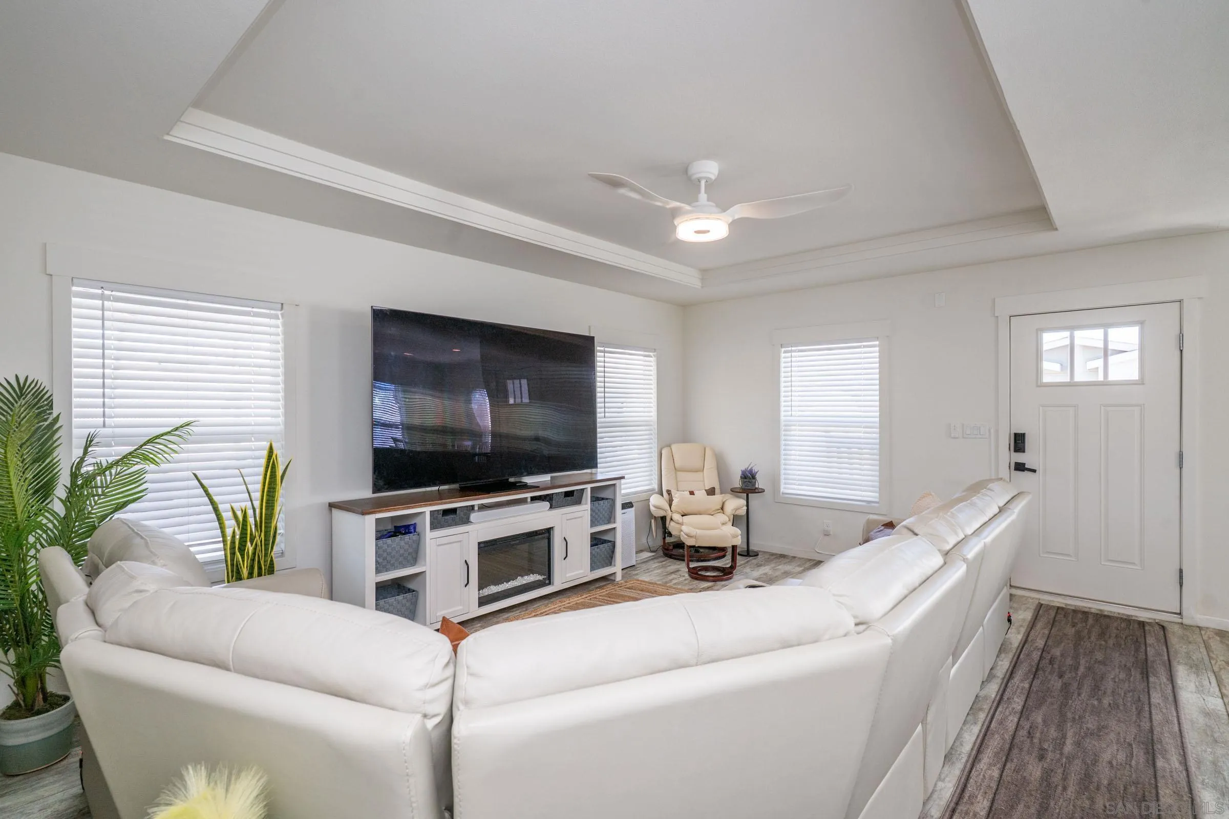 https://cdn.realtyfeed.com/cdn/127/260024404/48deb13bb4443e92d94d2707ed3b20b7.webp