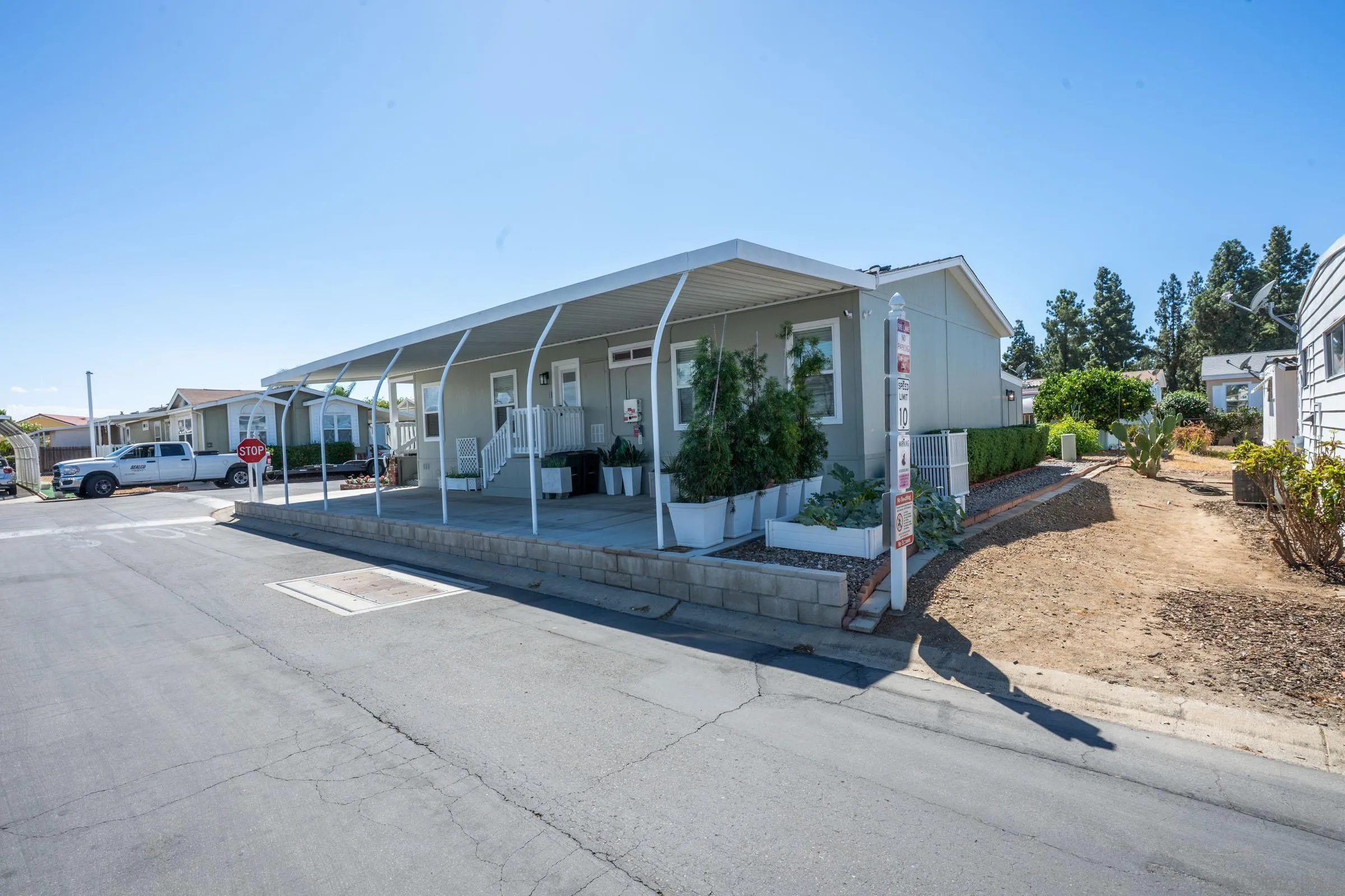 https://cdn.realtyfeed.com/cdn/127/260024404/4991a22f5101fcdd7e3c88a0831c2da7.webp
