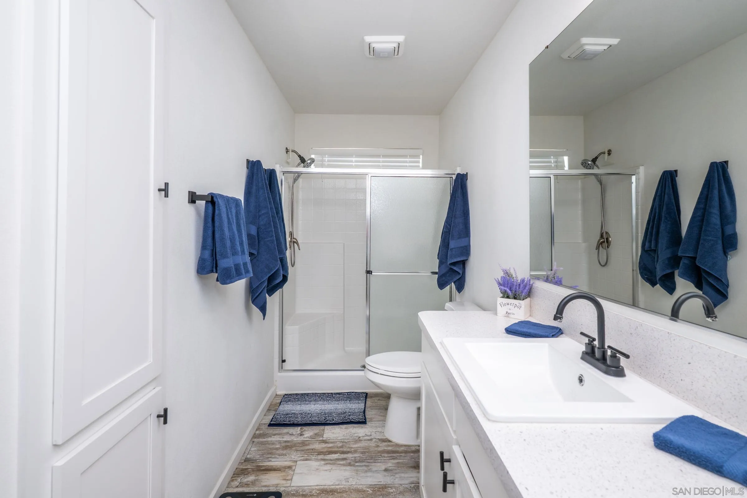 https://cdn.realtyfeed.com/cdn/127/260024404/7ba3cd63fcf5e41f5d70d9101b0eedb9.webp