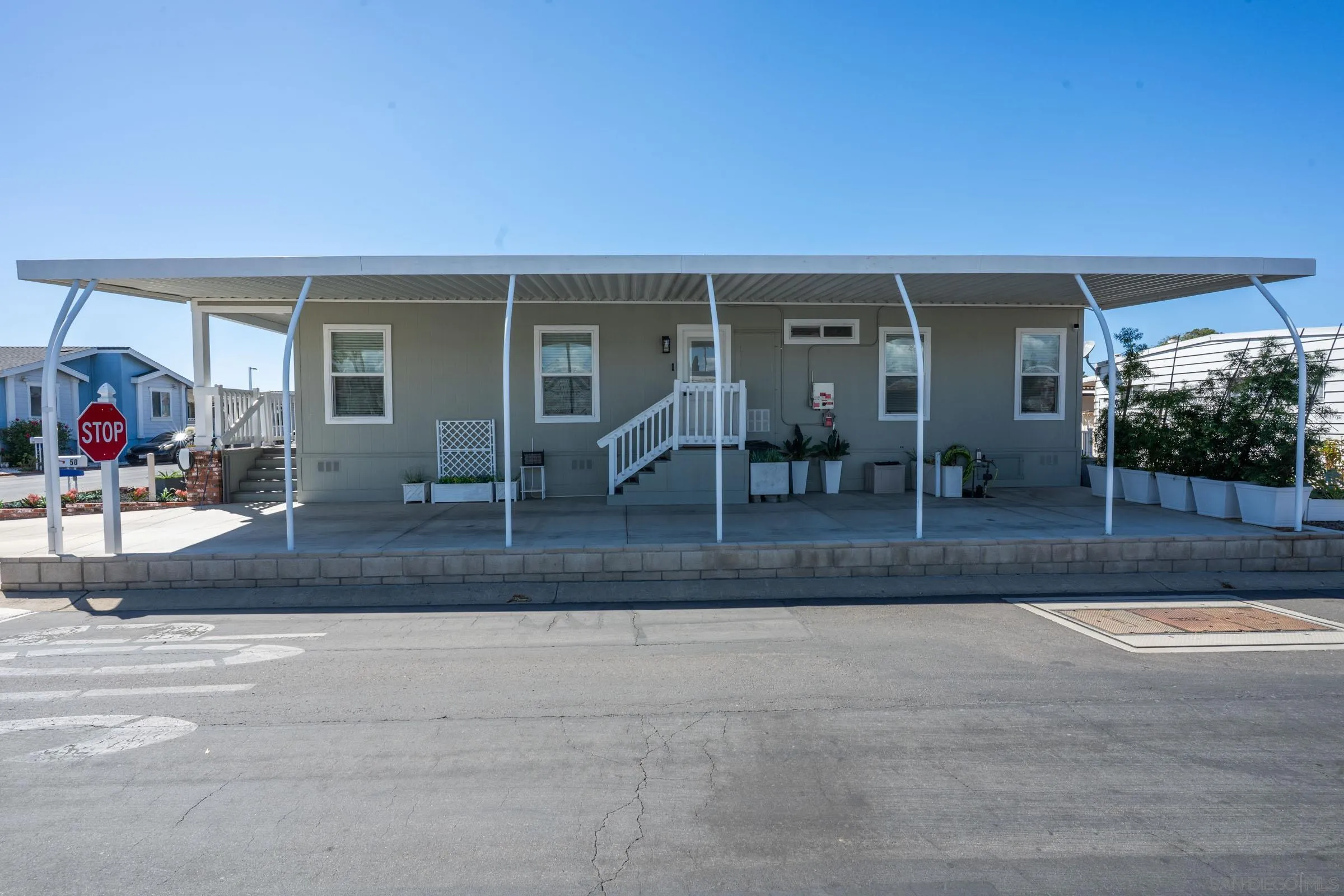 https://cdn.realtyfeed.com/cdn/127/260024404/93458f078add7a274c82f3a1be2d2f8e.webp