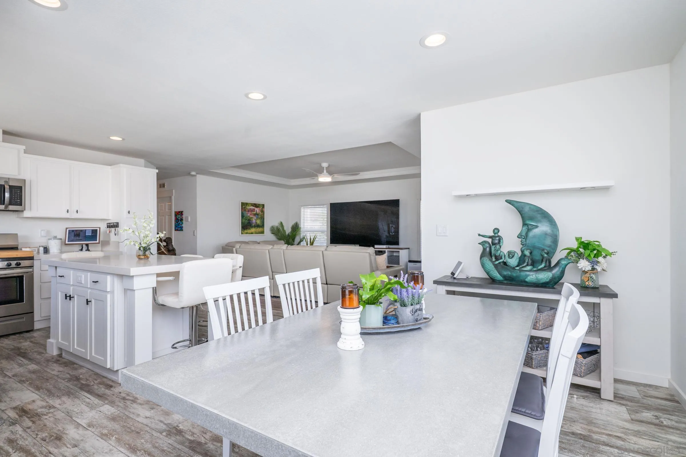 https://cdn.realtyfeed.com/cdn/127/260024404/d7eda5f445c345c4c5f5d9505d6dd728.webp