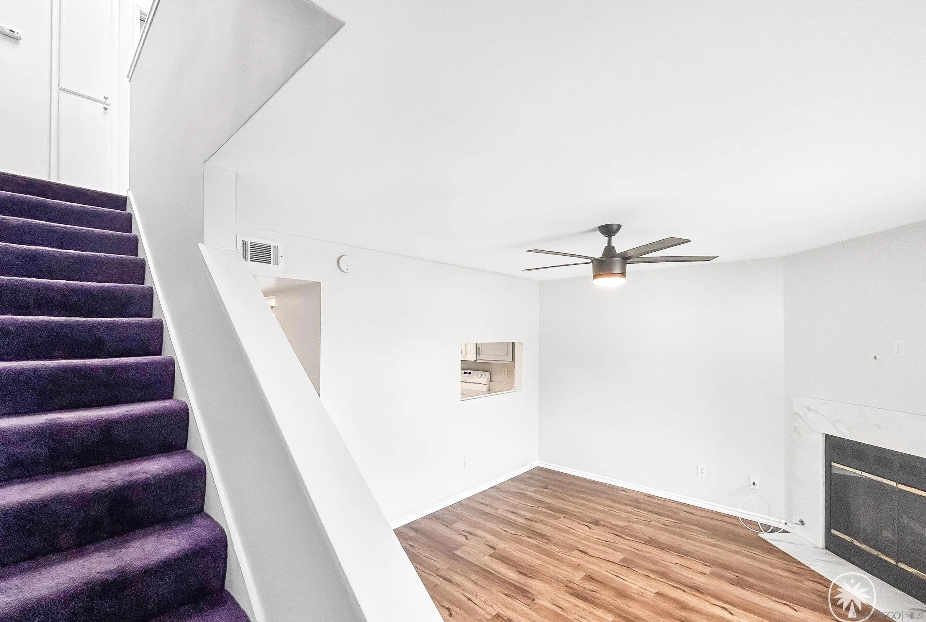 https://cdn.realtyfeed.com/cdn/127/260024406/7ba48162c724844bd6b3651500f3a434.webp
