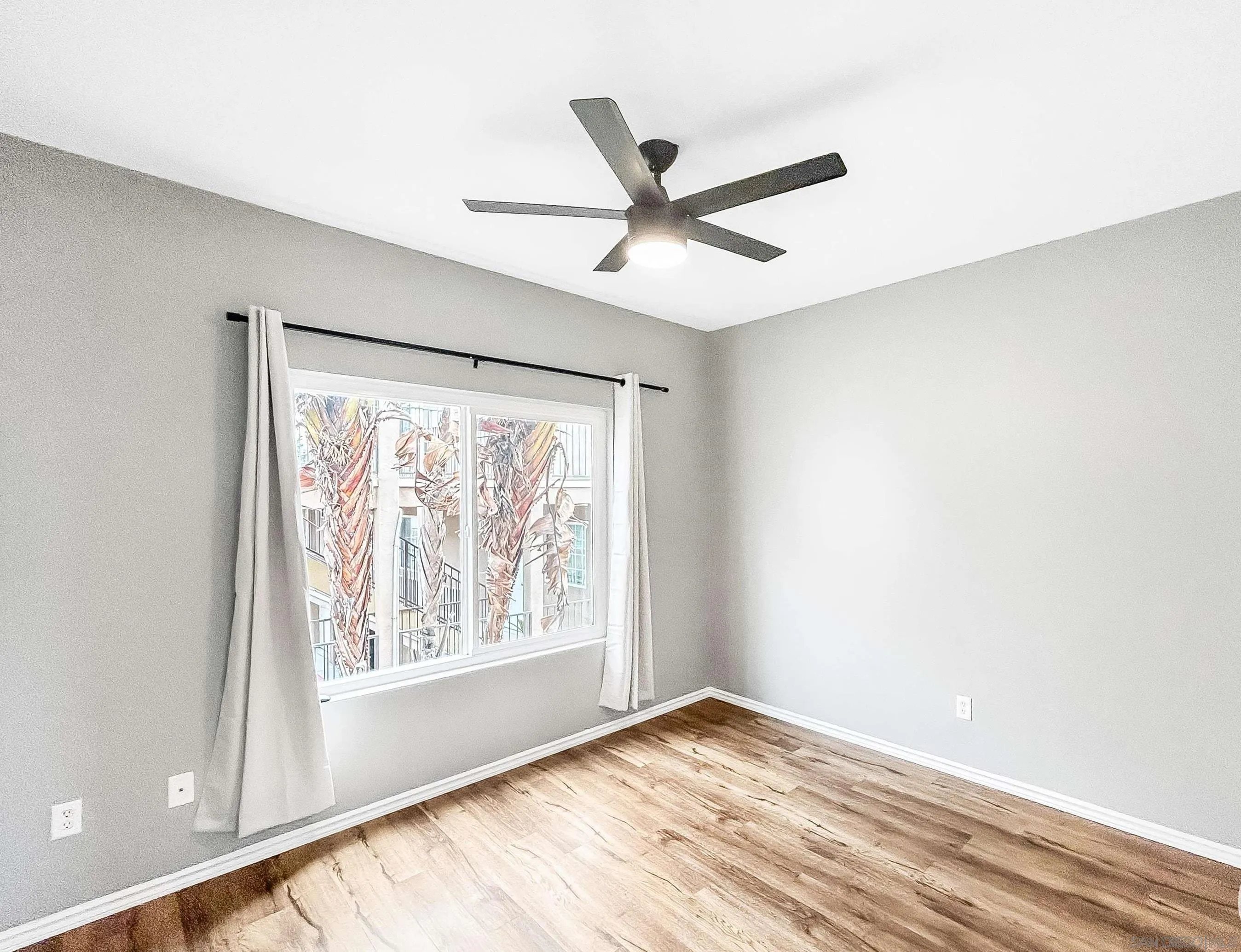 https://cdn.realtyfeed.com/cdn/127/260024406/b4751659908d8f7544ac7791ae3e2c28.webp