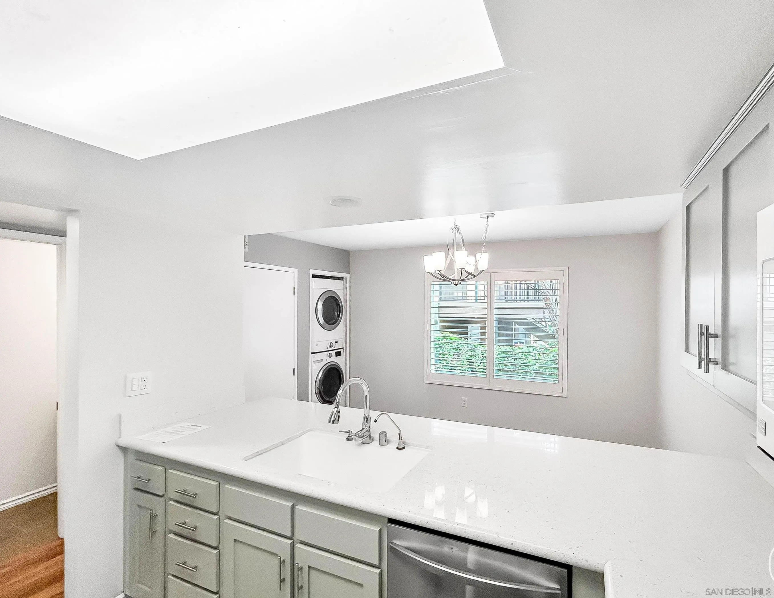 https://cdn.realtyfeed.com/cdn/127/260024406/c6f8dc8c3cc68947edc05dd572c77b8f.webp