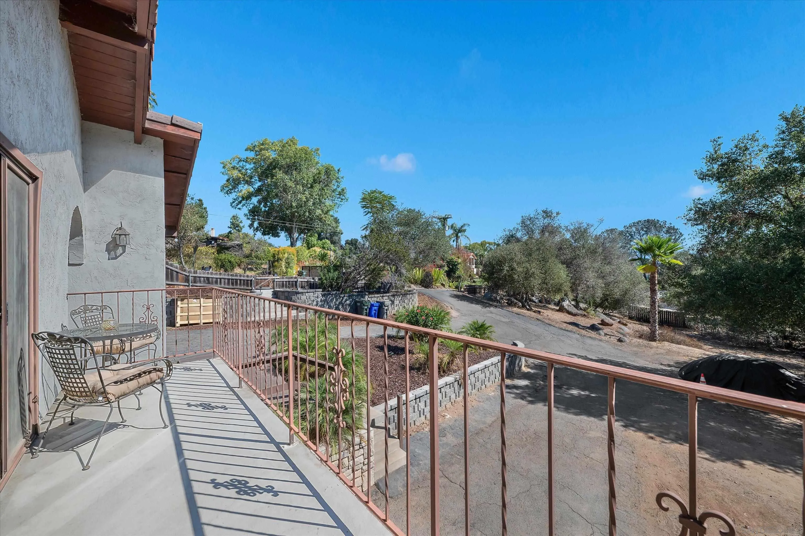 https://cdn.realtyfeed.com/cdn/127/260024424/2f4af7a167bab4c9f5a518c7736633db.webp