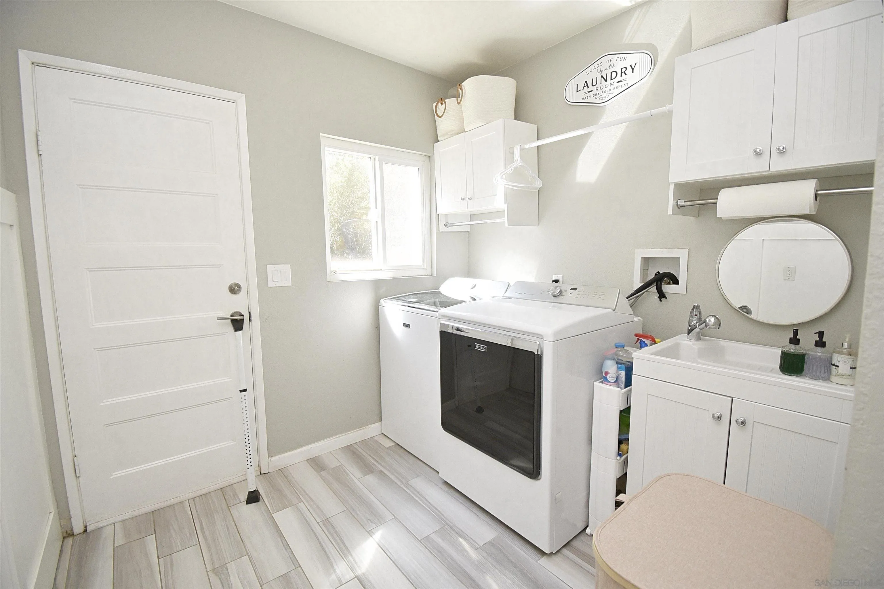 https://cdn.realtyfeed.com/cdn/127/260024424/58e984362e263badc5ddbf22424604c3.webp