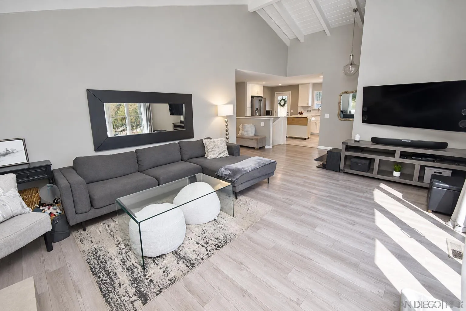 https://cdn.realtyfeed.com/cdn/127/260024424/b1453c65621ed975392366cf6a5d2329.webp