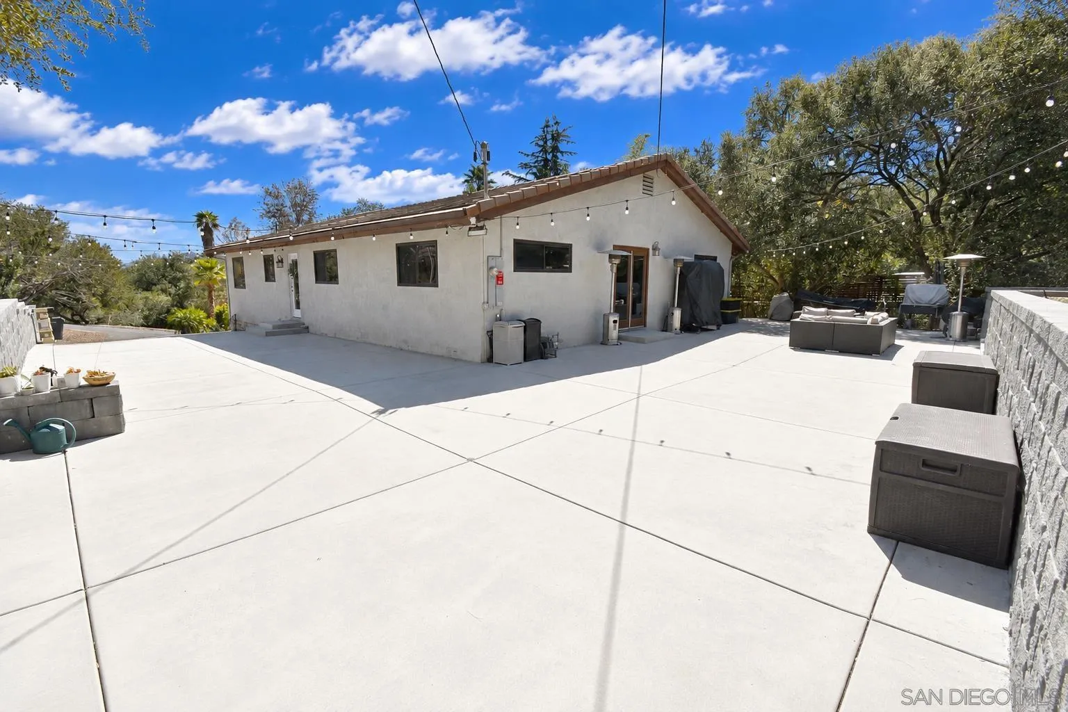 https://cdn.realtyfeed.com/cdn/127/260024424/d8bb05d65daefd8cbc1a5bf0581fc2df.webp