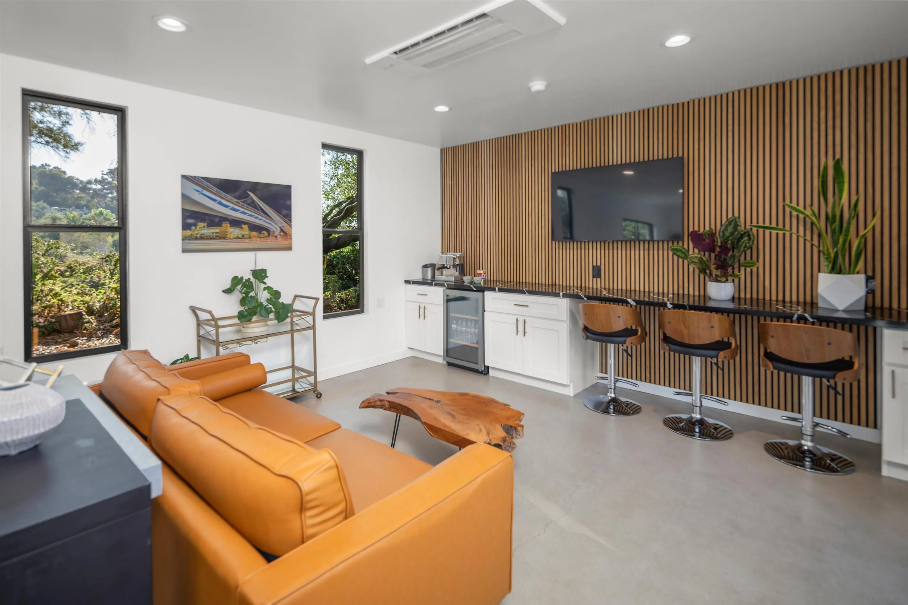 https://cdn.realtyfeed.com/cdn/127/260024430/8a94a1bf8894c8e39dfb743854376506.webp