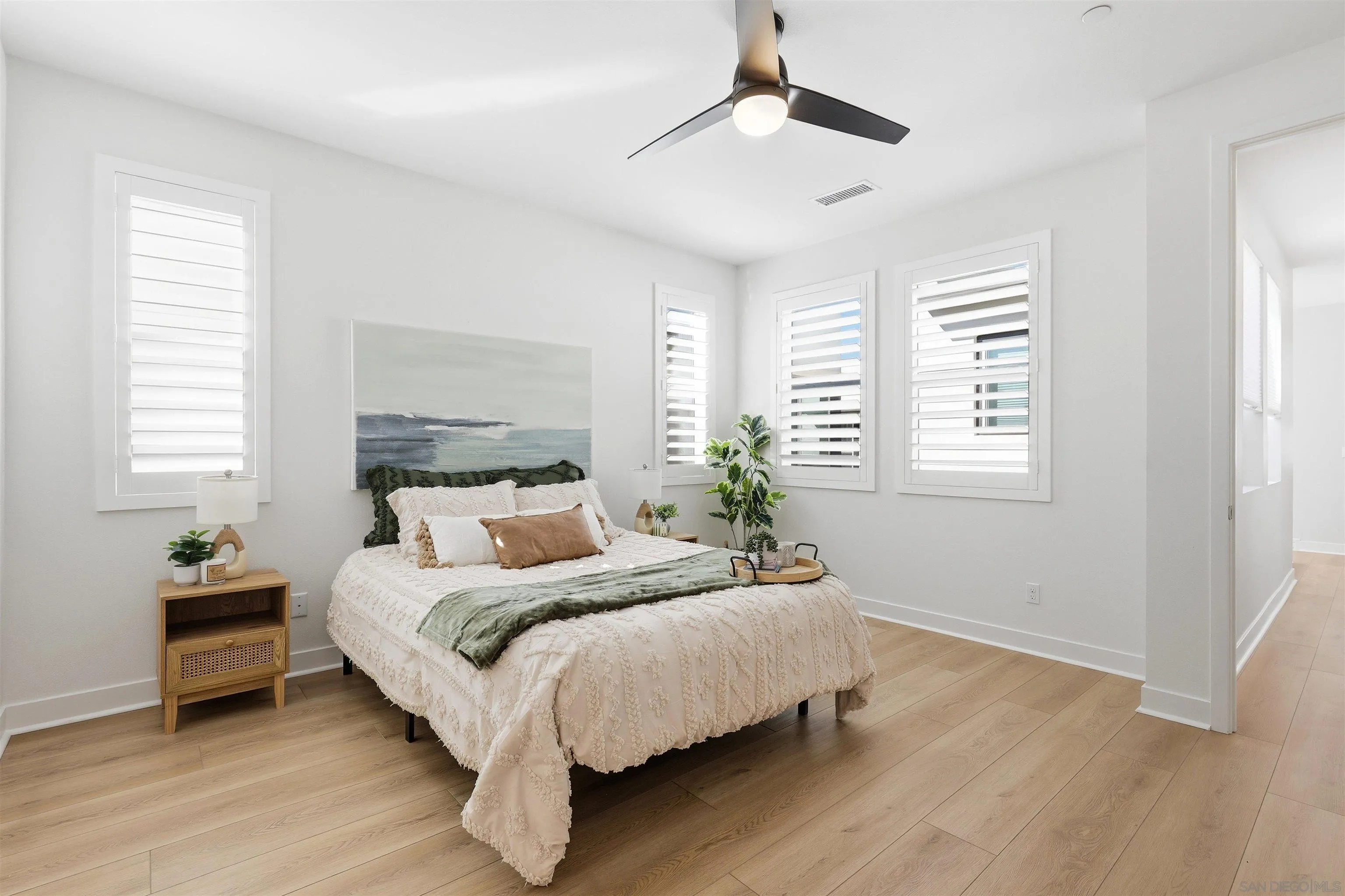 https://cdn.realtyfeed.com/cdn/127/260024442/0f15bbe90fd3f42eb344ad35a3848115.webp