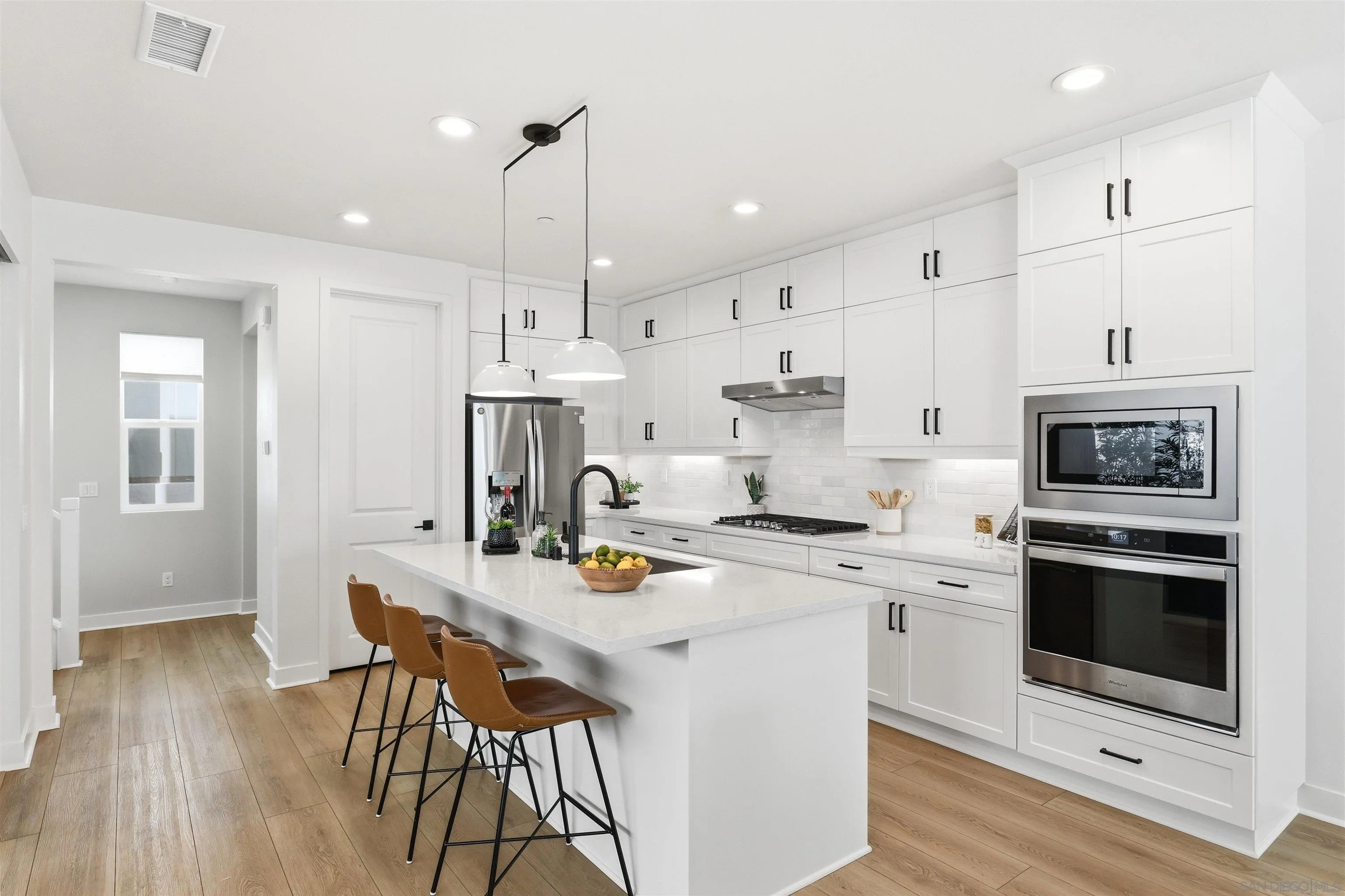 https://cdn.realtyfeed.com/cdn/127/260024442/2b15fcd3854399f8ef789e519bc49bbf.webp