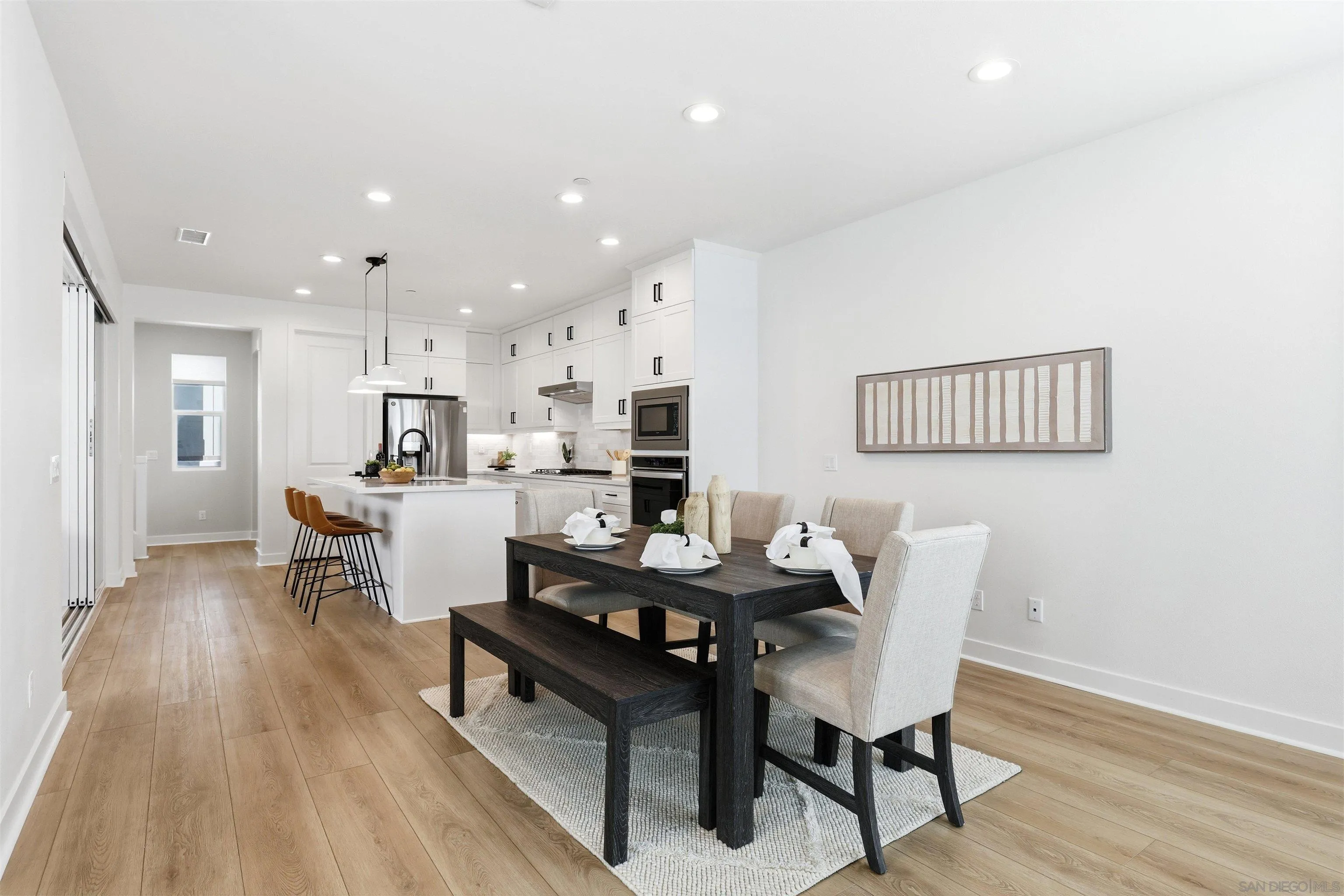 https://cdn.realtyfeed.com/cdn/127/260024442/31a36f1539175d1f054c6894edac96cf.webp