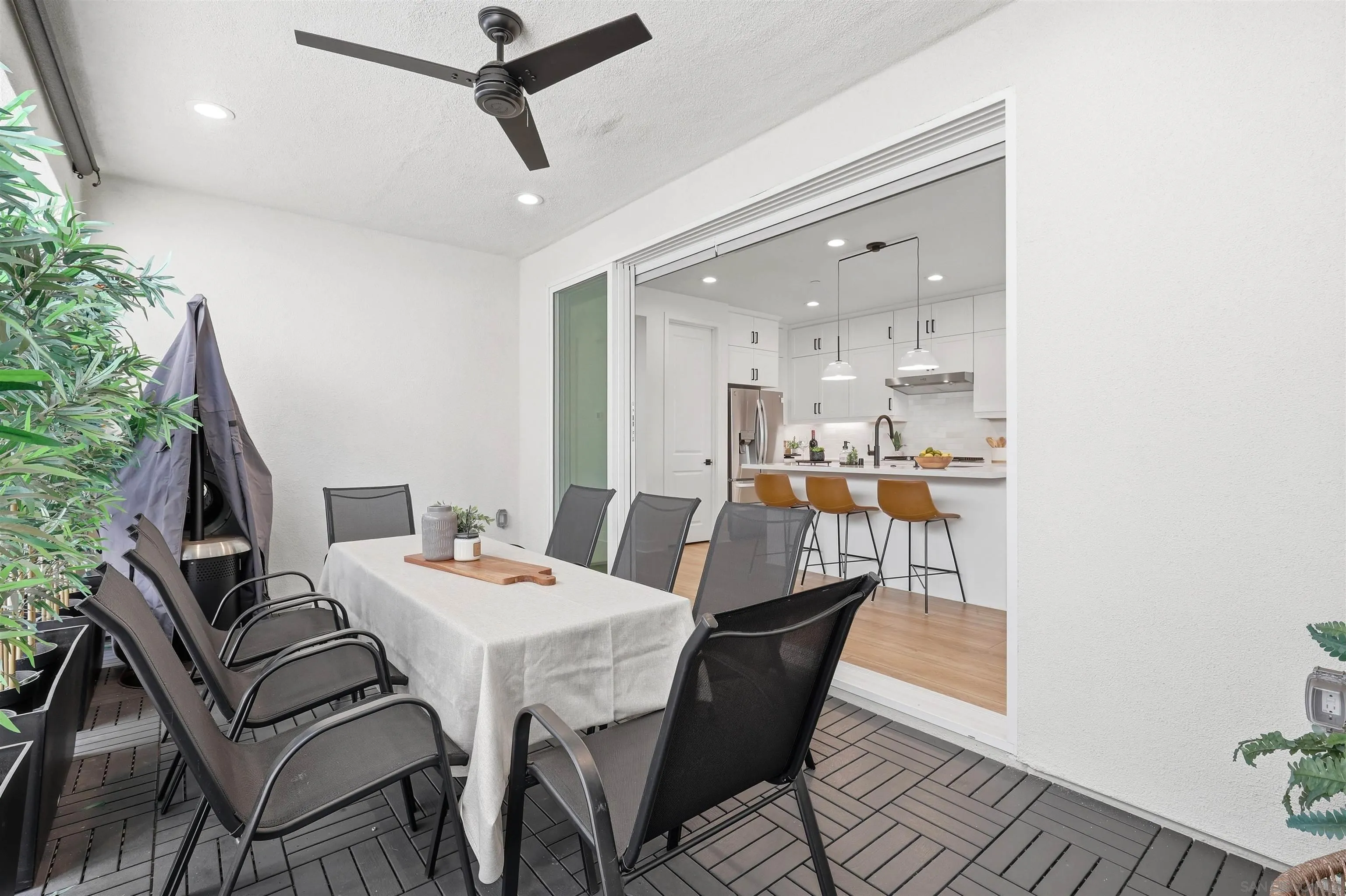 https://cdn.realtyfeed.com/cdn/127/260024442/8850ef912451afe9f1a06c7694b2c351.webp