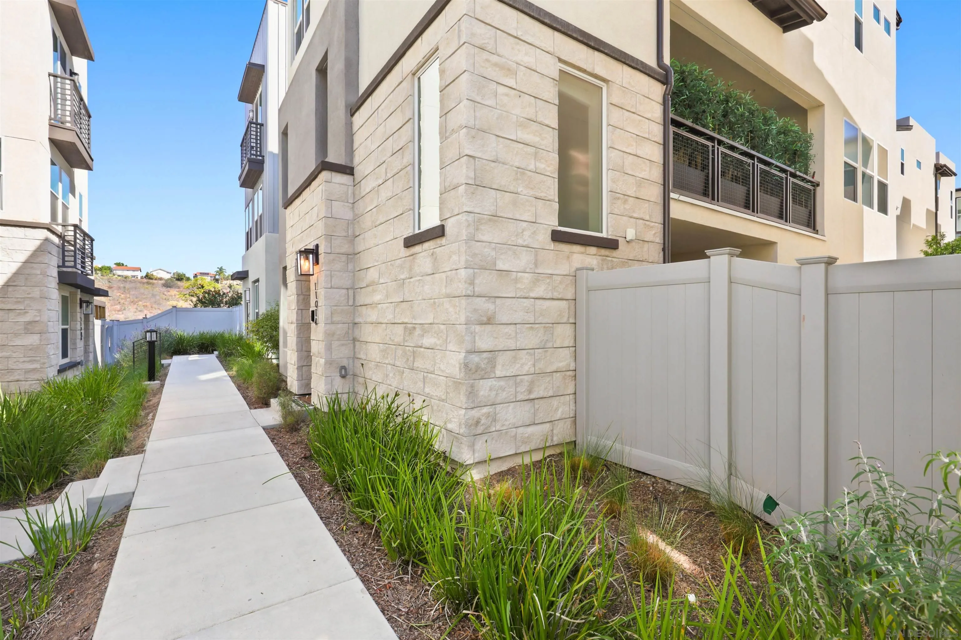 https://cdn.realtyfeed.com/cdn/127/260024442/92226256ea19b15f4c39dd05b185ce0d.webp