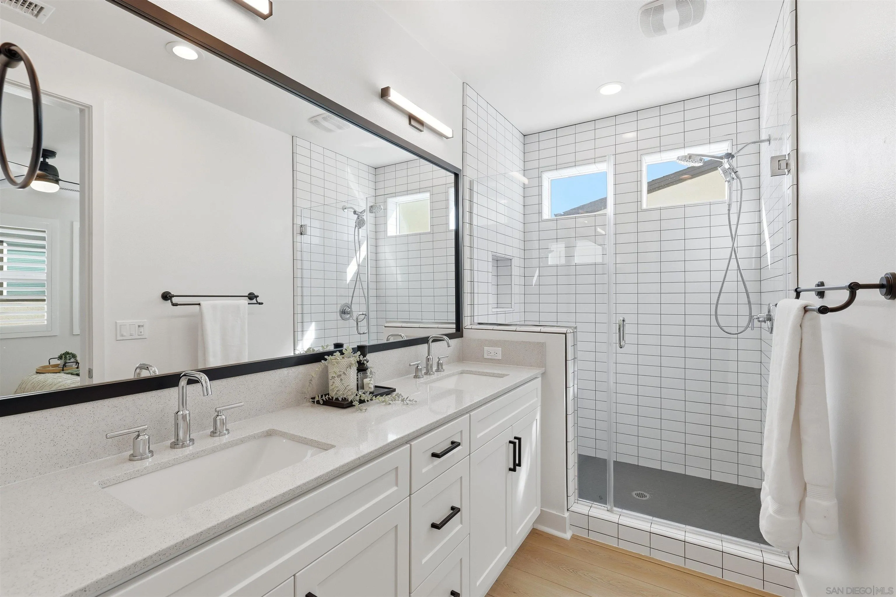 https://cdn.realtyfeed.com/cdn/127/260024442/9e19056dff1d71deb4249296f9a57071.webp