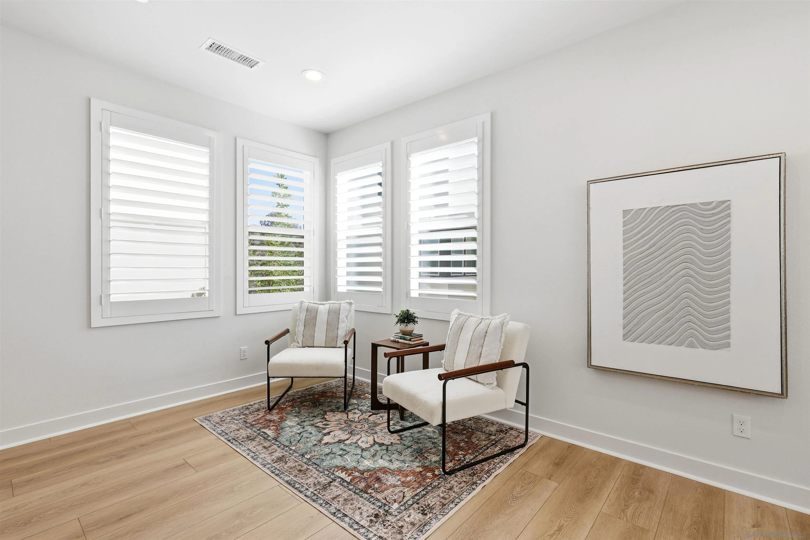 https://cdn.realtyfeed.com/cdn/127/260024442/b50d87e3f0065c63dcf820f1858a7952.webp