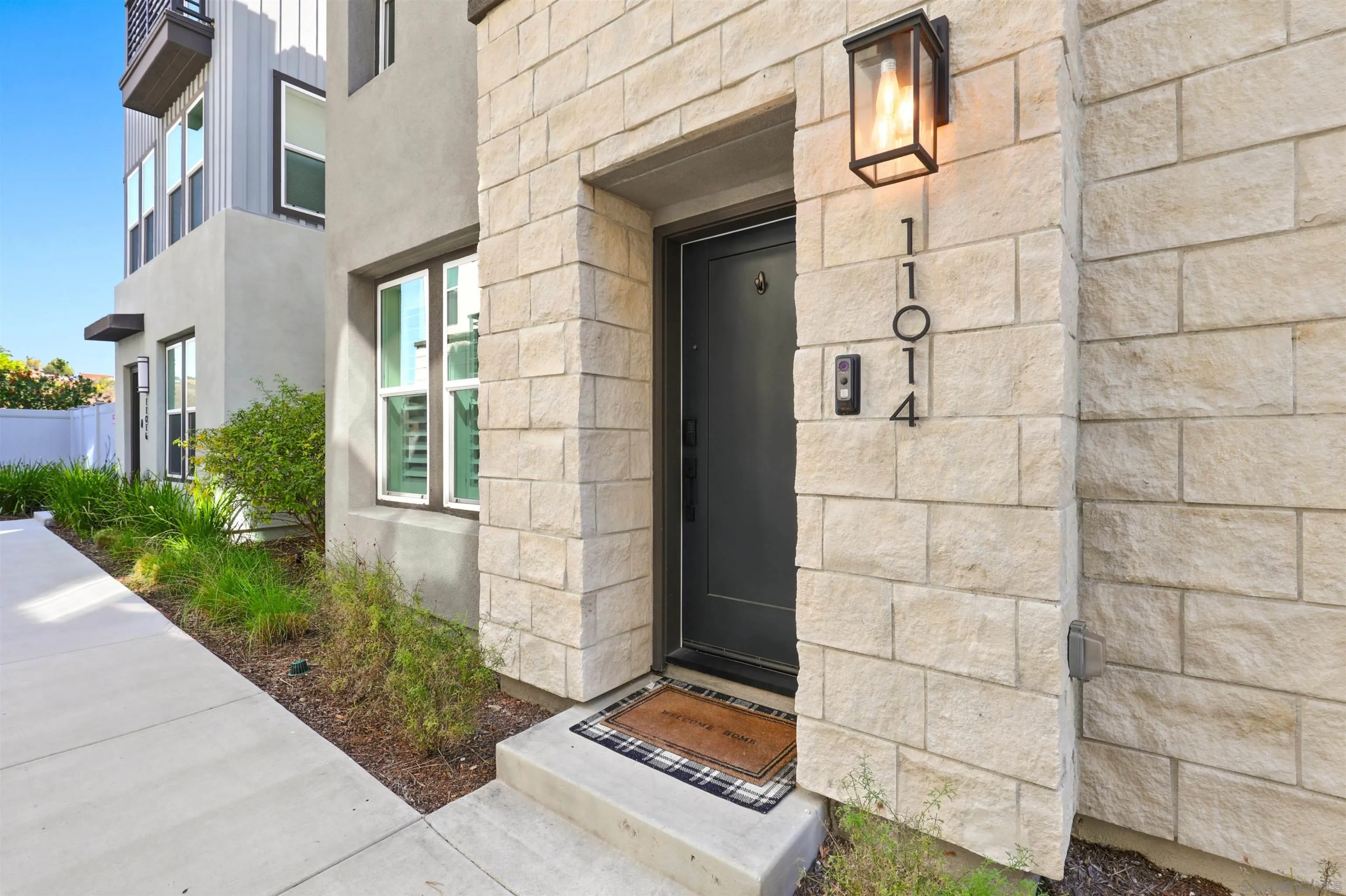 https://cdn.realtyfeed.com/cdn/127/260024442/c3ce9f415bddfbd066822009912a7df2.webp