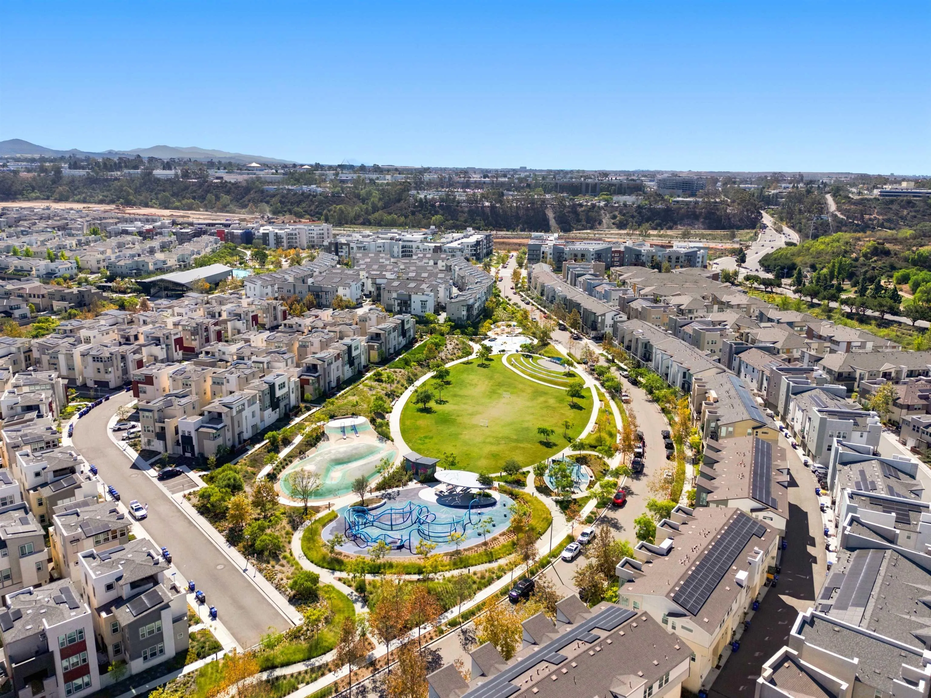 https://cdn.realtyfeed.com/cdn/127/260024442/cb8834b8609cf598b660eda2ab11a0f8.webp