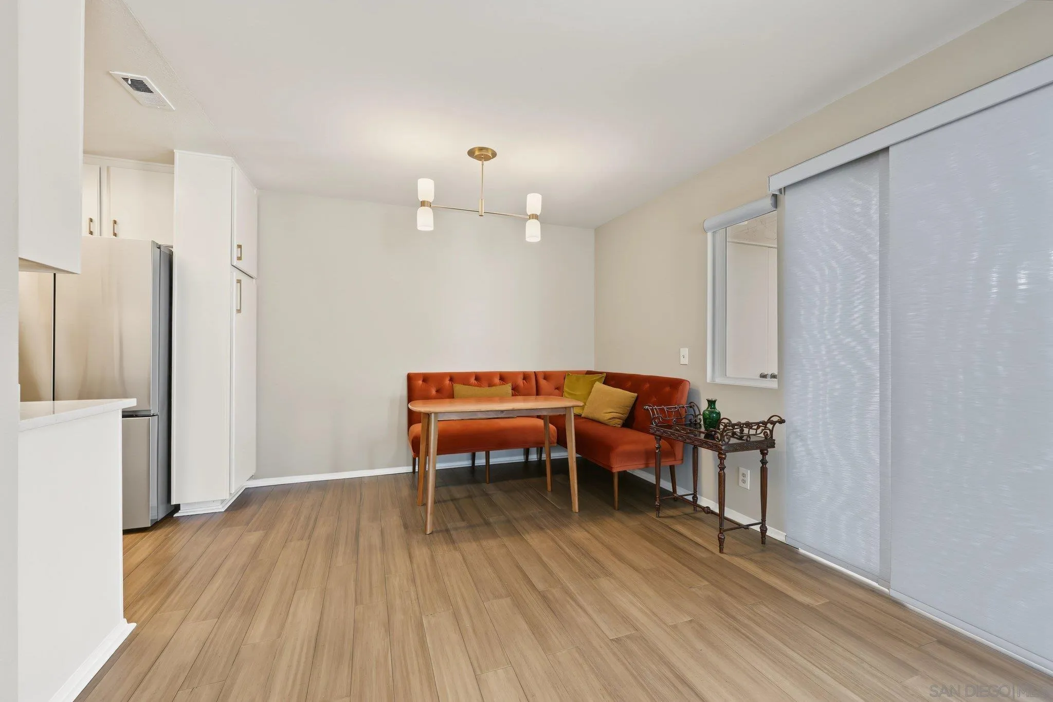 https://cdn.realtyfeed.com/cdn/127/260024448/0ddb93250b08eab8a078b5dd39bdb909.webp