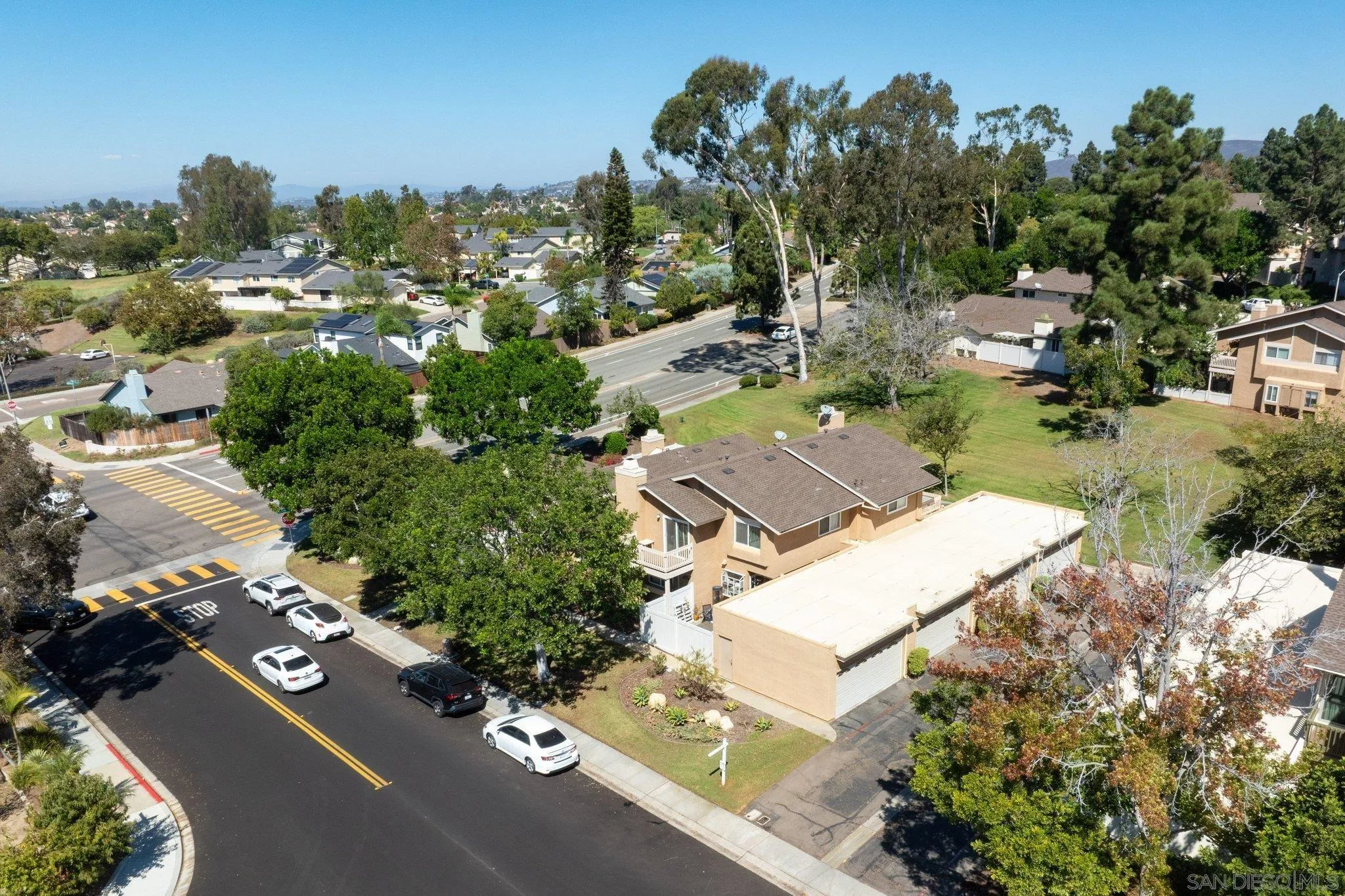 https://cdn.realtyfeed.com/cdn/127/260024448/3f3d0102b597970b8b8b2be90d7879ae.webp