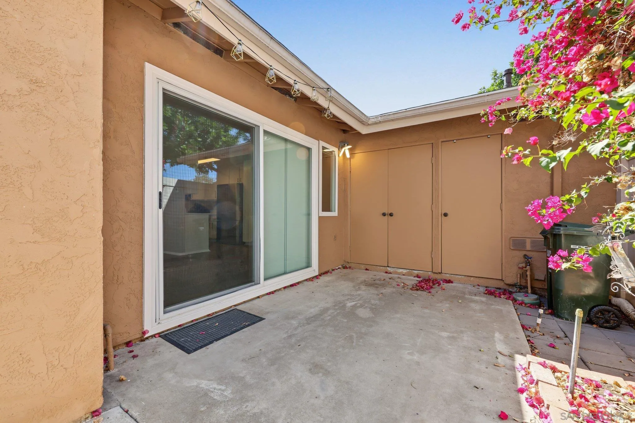 https://cdn.realtyfeed.com/cdn/127/260024448/61690eaac7354dbb13632fc4b1c3d660.webp