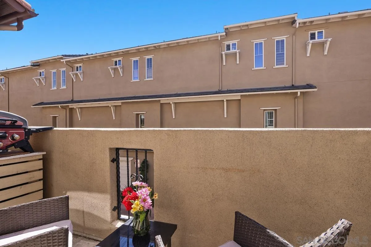 https://cdn.realtyfeed.com/cdn/127/260024455/4f8cde616e43dd8cb287e29d0a265620.webp